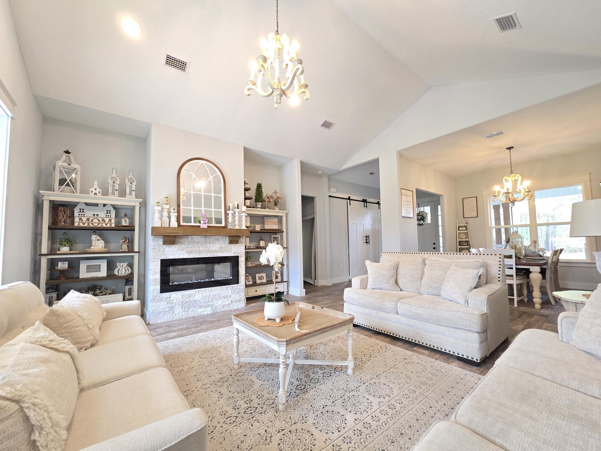 LAUREL HILL - Residential