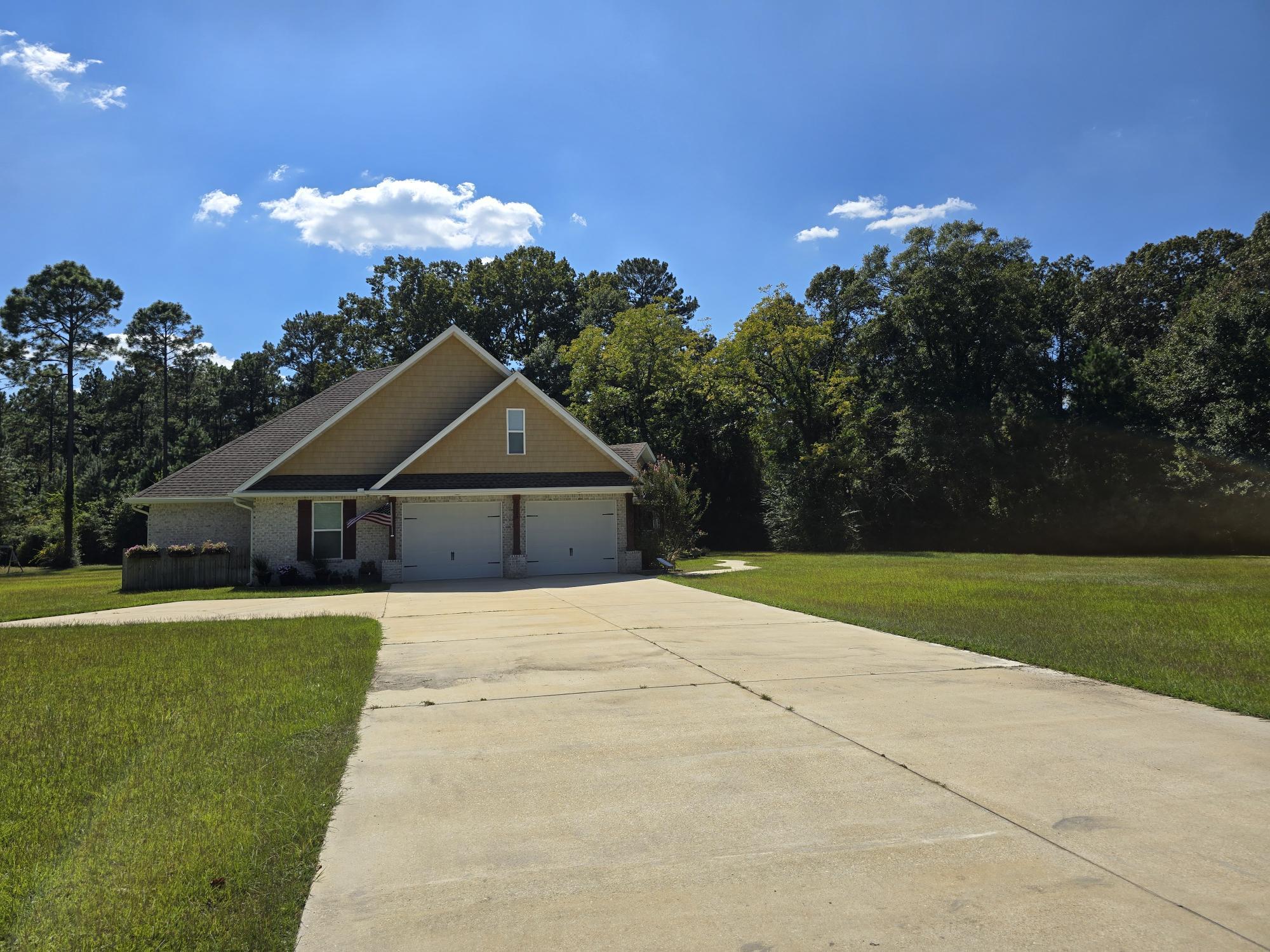 LAUREL HILL - Residential