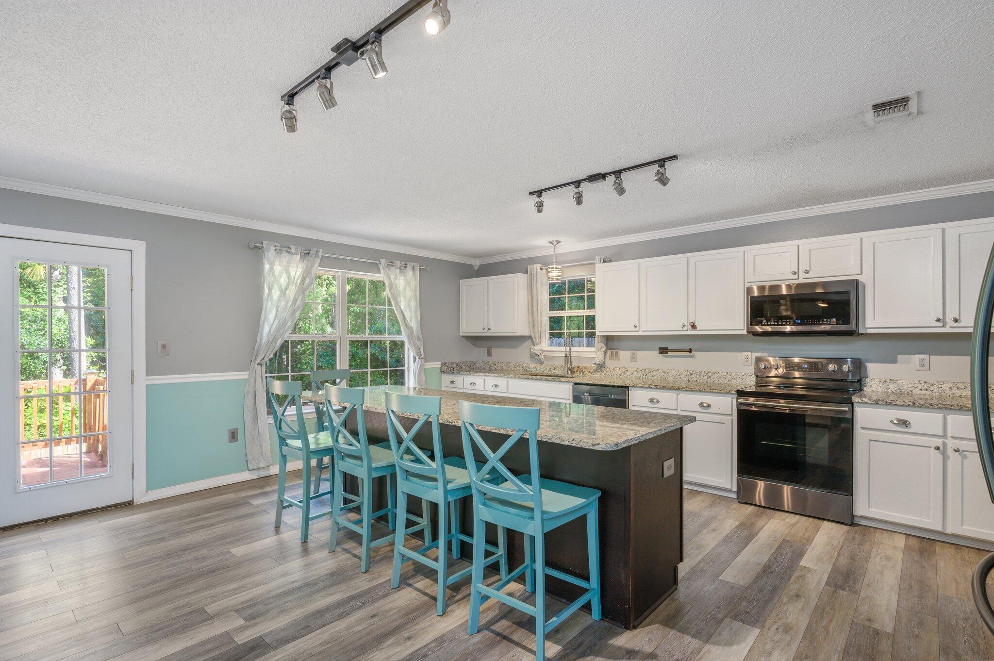 SILVER OAKS PH 2 - Residential