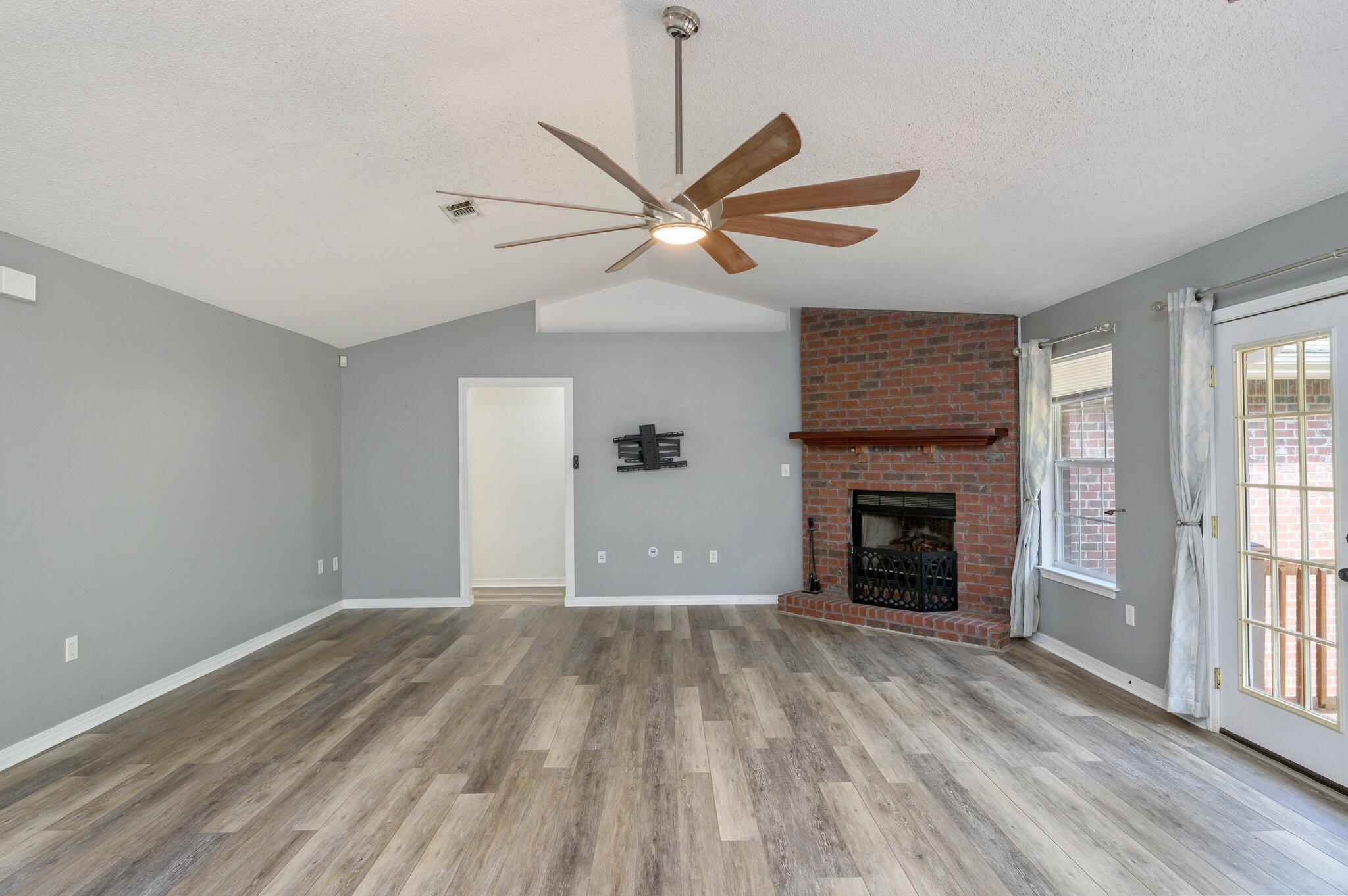 SILVER OAKS PH 2 - Residential