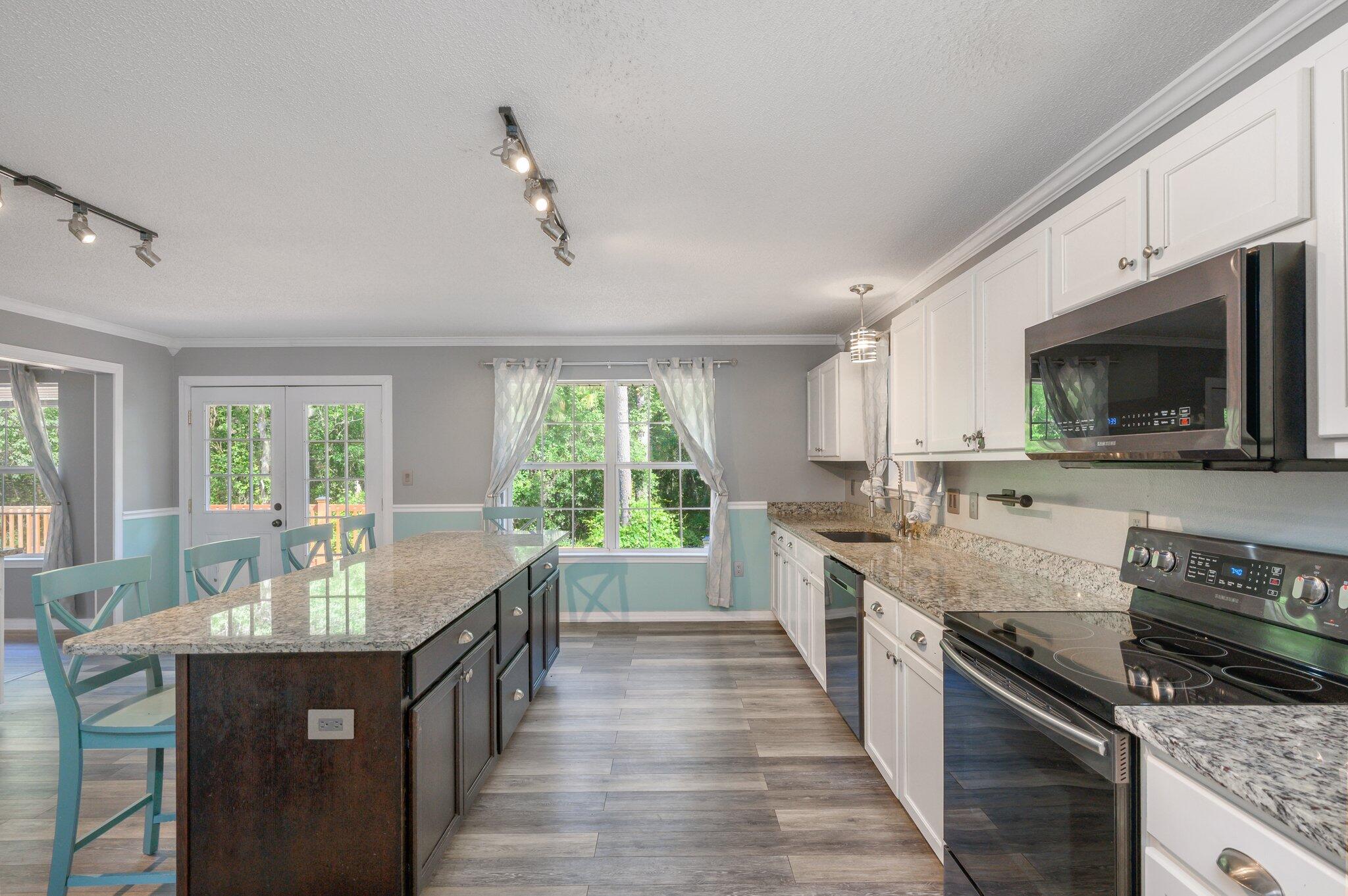 SILVER OAKS PH 2 - Residential