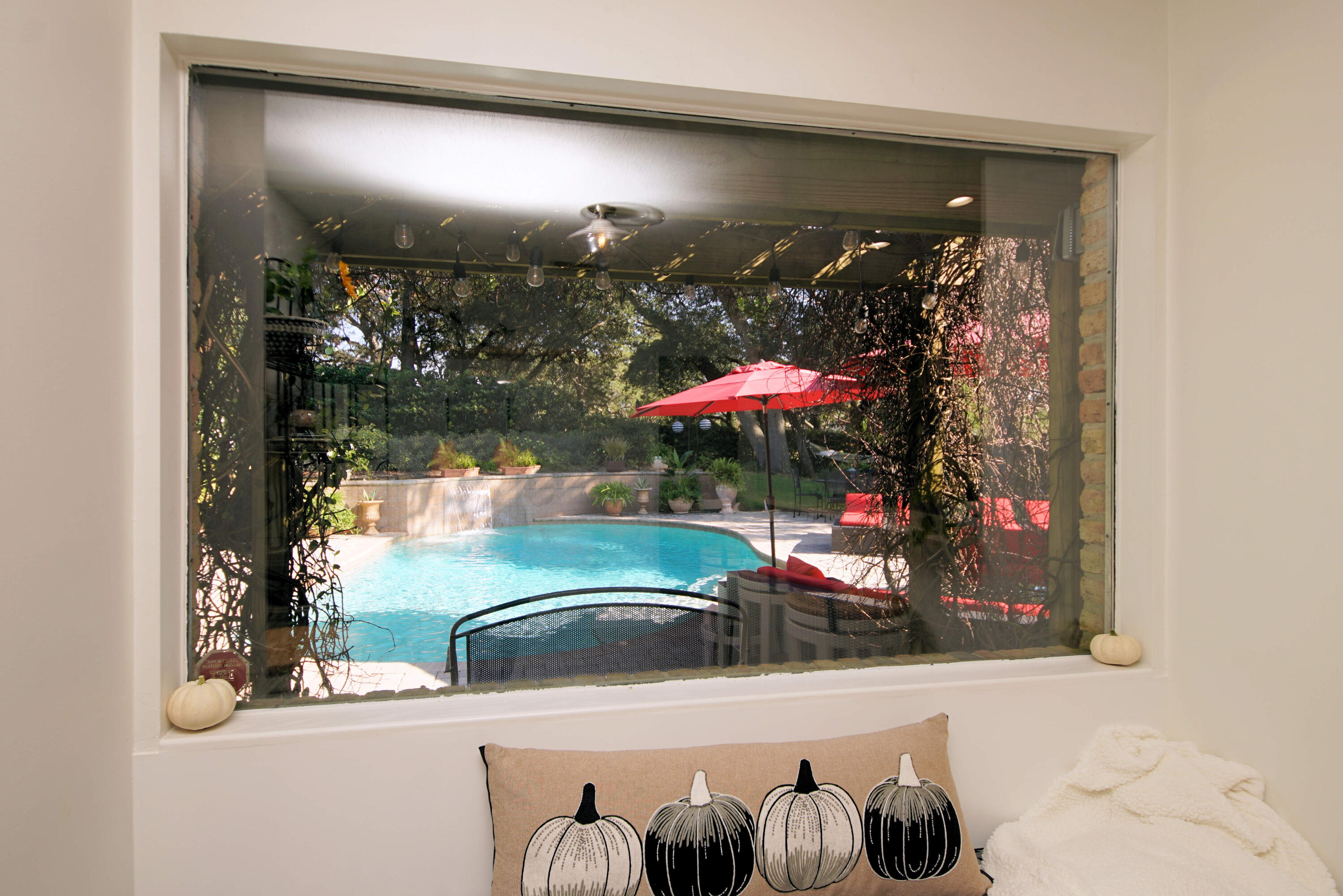 LAKE LORRAINE ESTATES - Residential