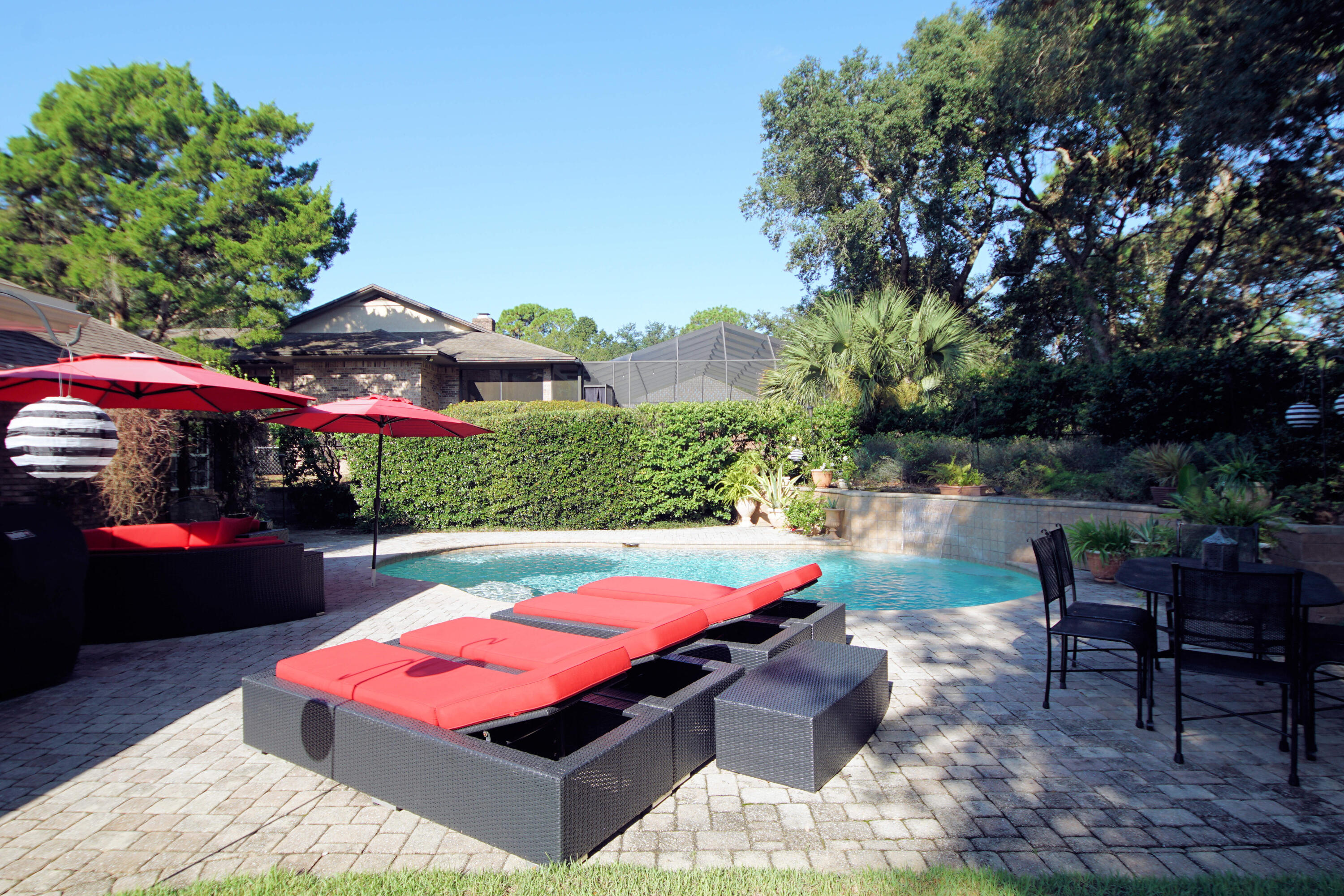 LAKE LORRAINE ESTATES - Residential