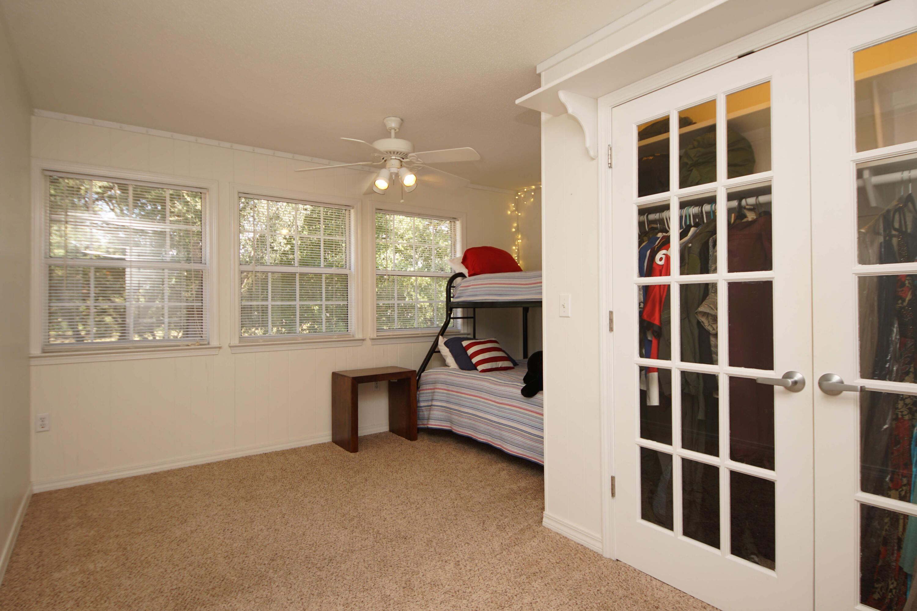 LAKE LORRAINE ESTATES - Residential