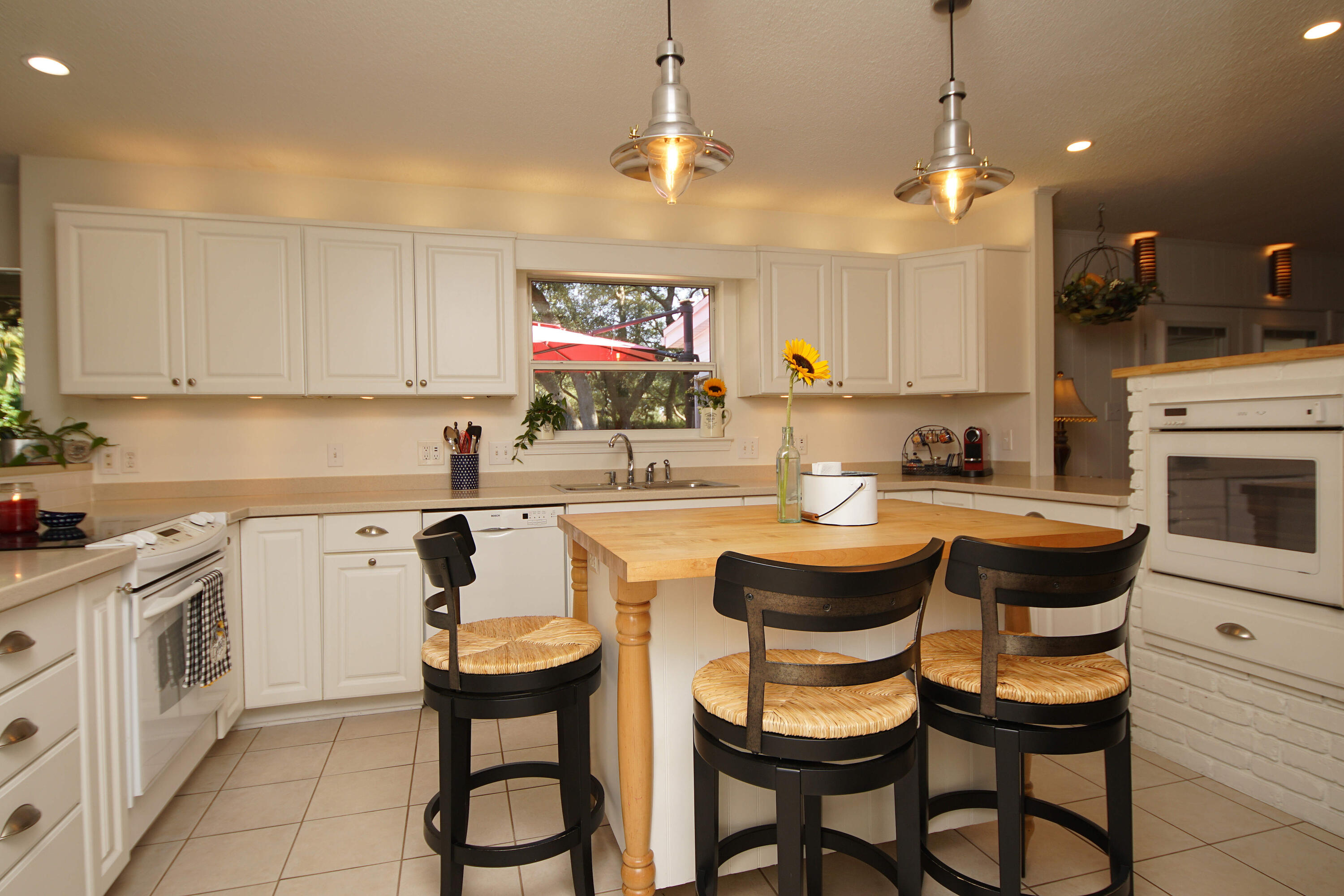 LAKE LORRAINE ESTATES - Residential