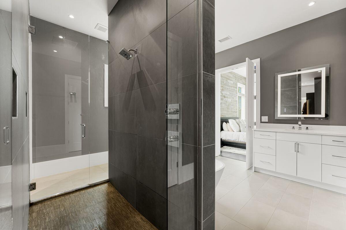 FINISTERRE S/D - Residential