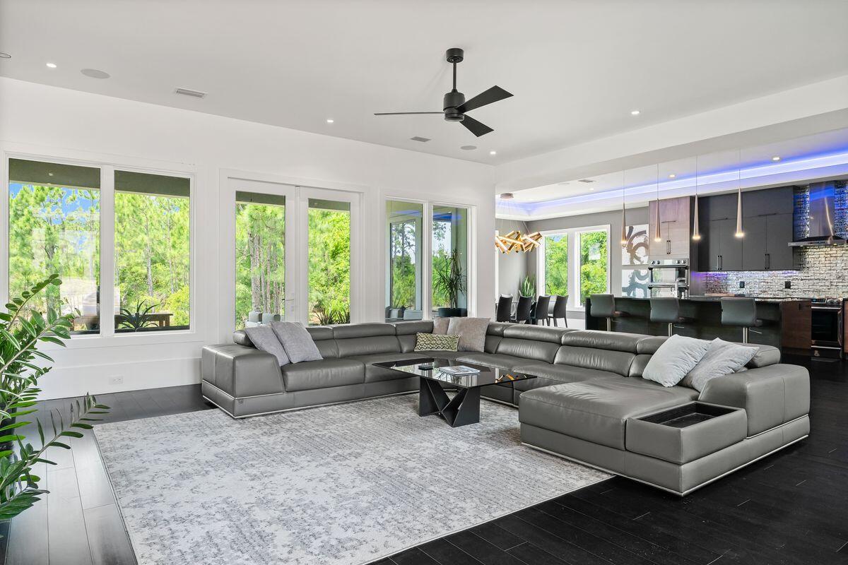 FINISTERRE S/D - Residential