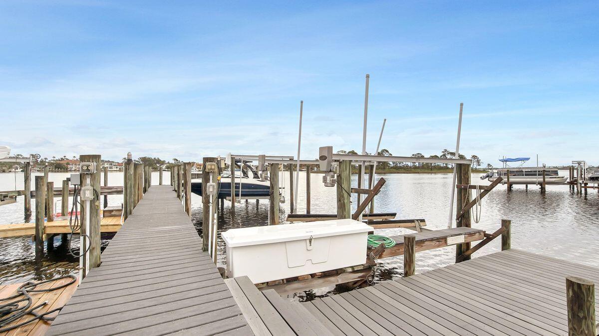 FINISTERRE S/D - Residential