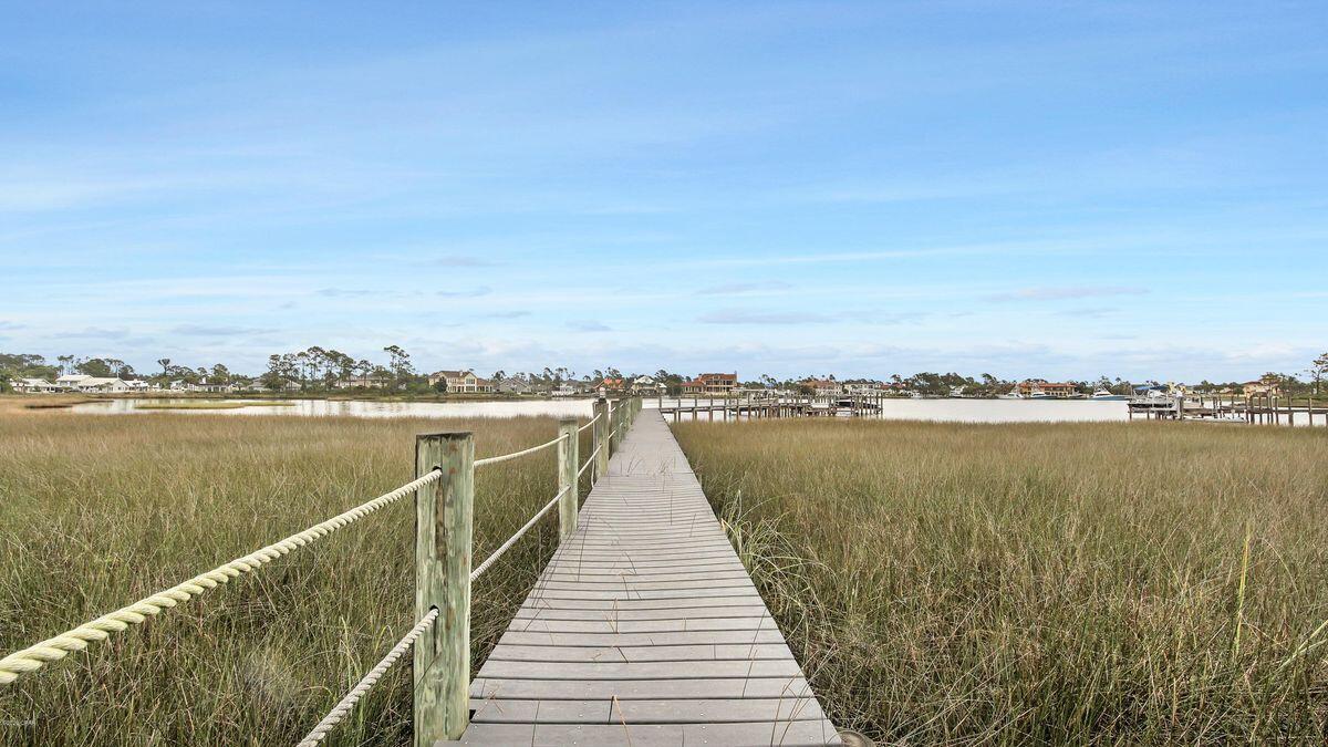 FINISTERRE S/D - Residential