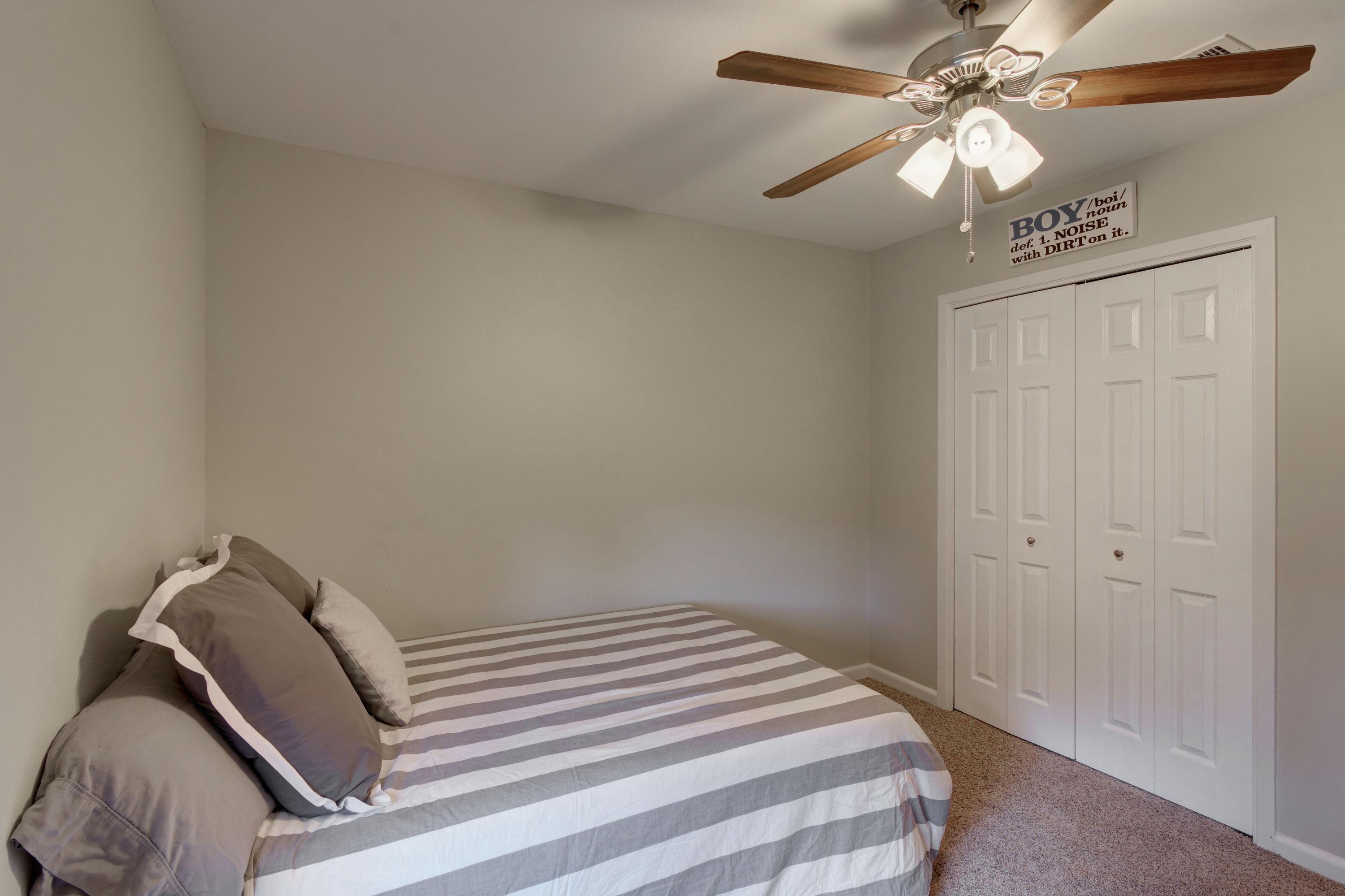 PALM ESTATES UNIT 2 - Residential