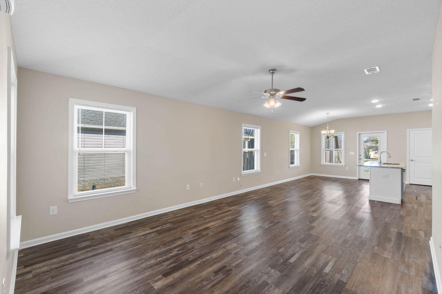 OAKDALE MINI FARMS - Residential Lease