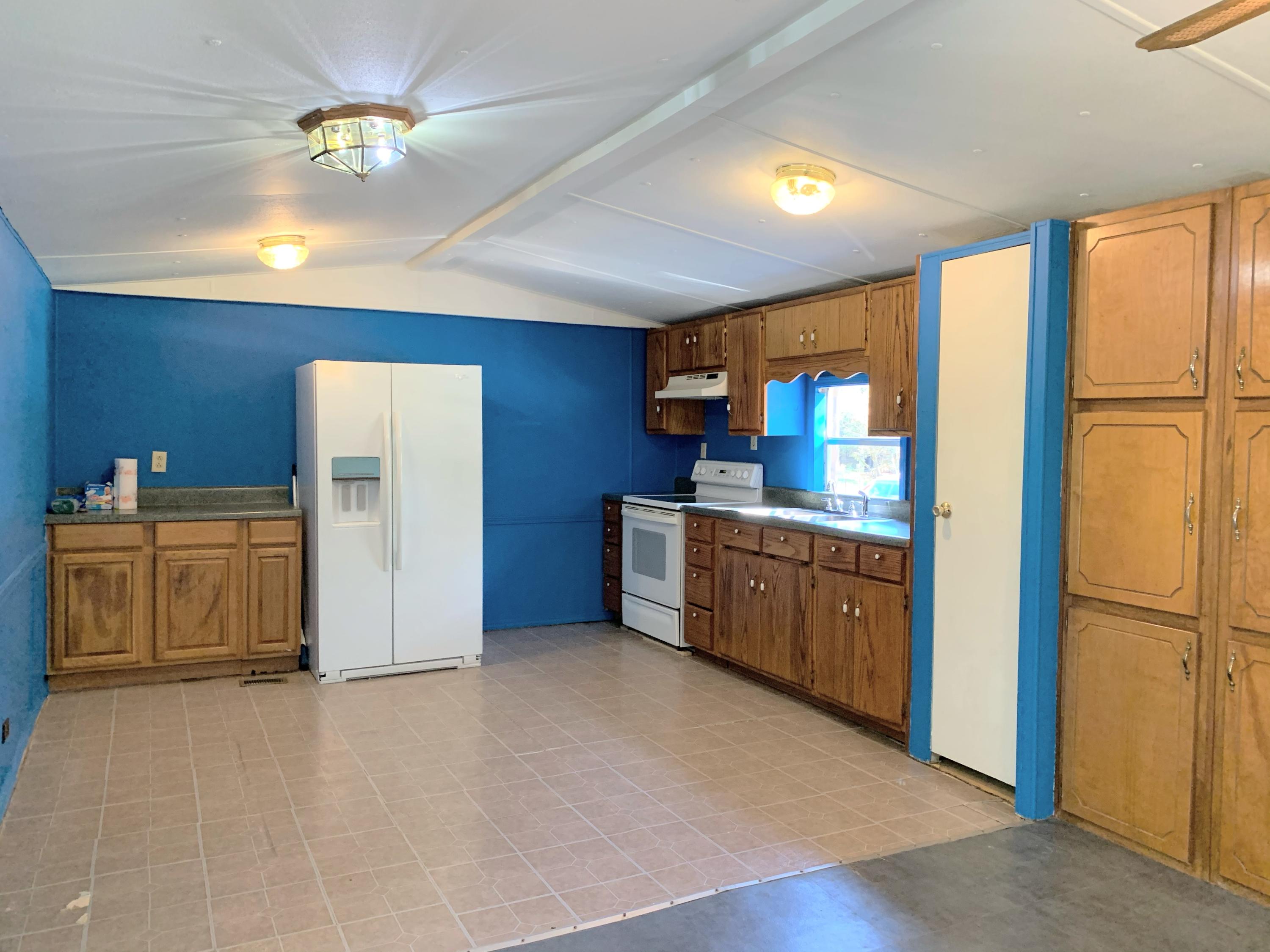 DOGWOOD TERRACE S/D - Residential