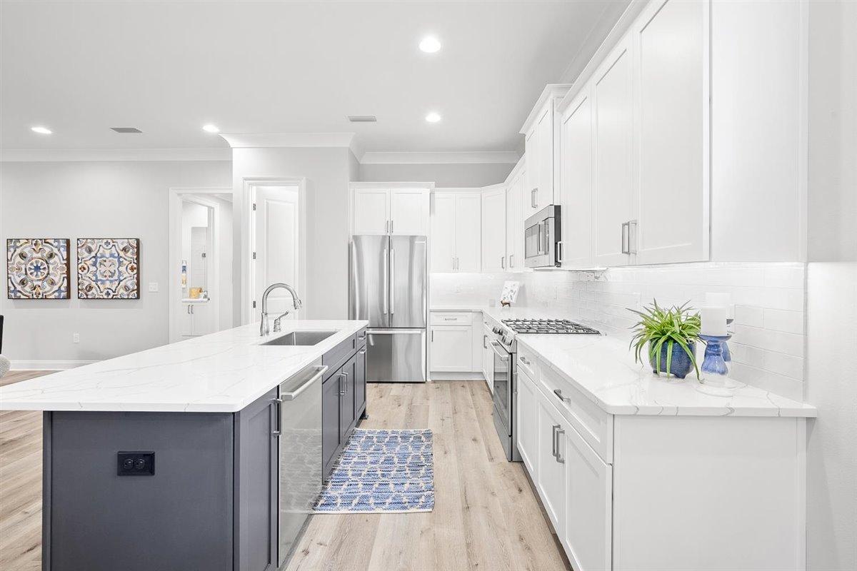 RAIDERS LANDING - Residential