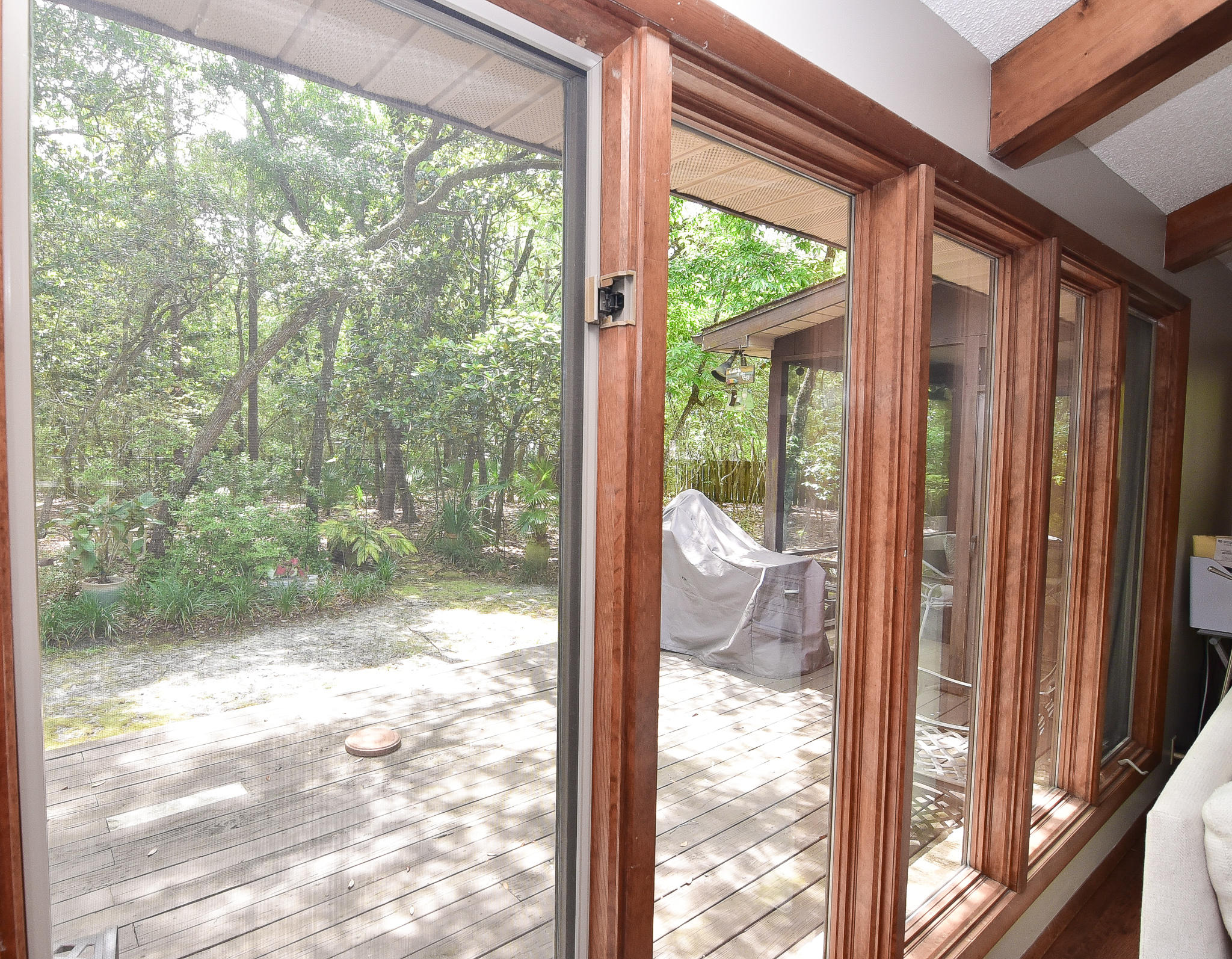 SHIRKS BAYOU - Residential