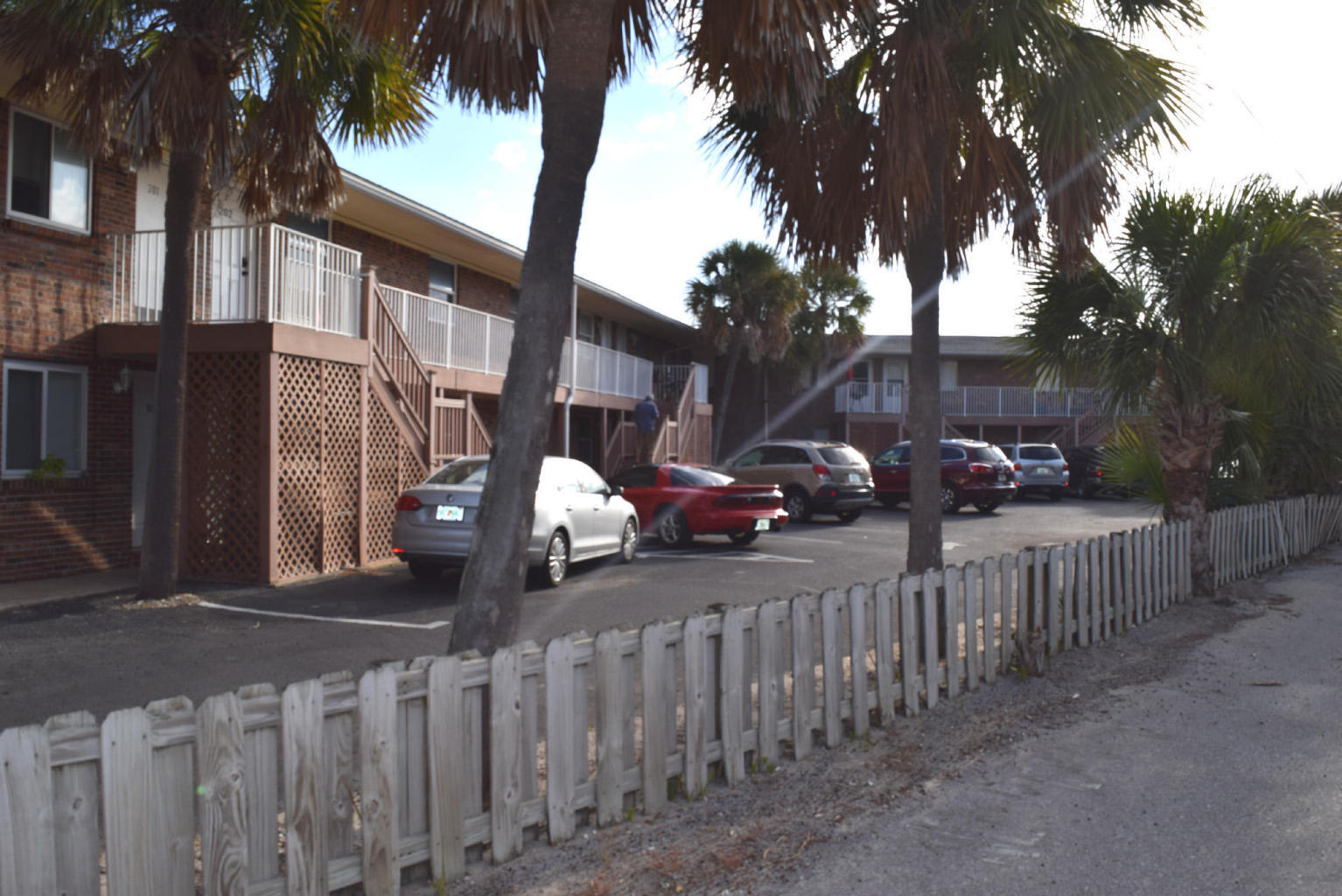 BREAKERS WEST - Residential Lease