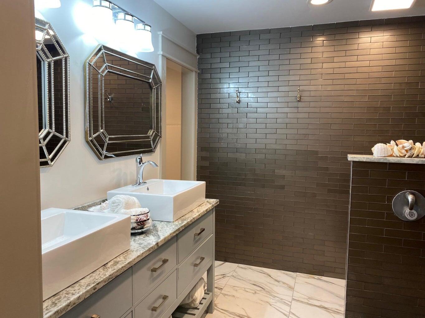 PONCE DE LEON ESTATES - Residential Lease