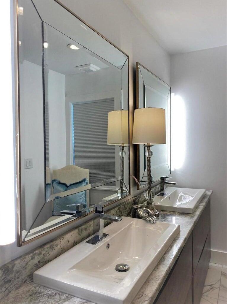 PONCE DE LEON ESTATES - Residential Lease