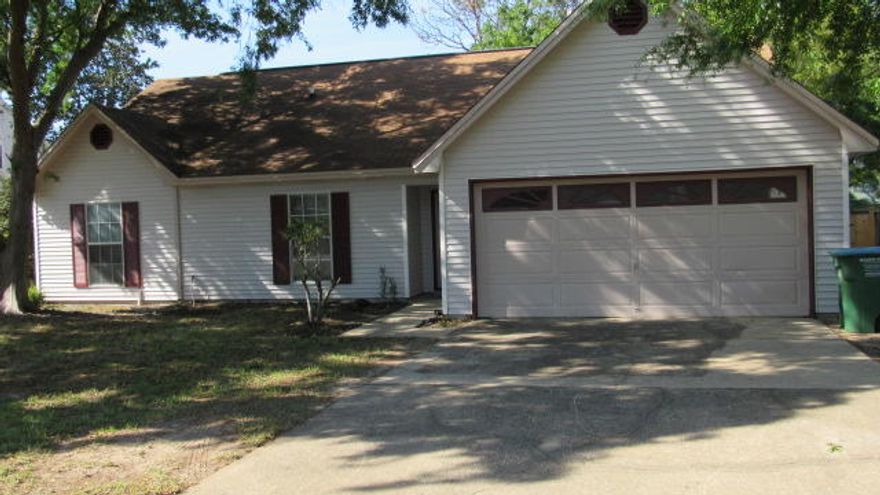 Great location S of I10 in Crestview. Within 6 minutes of Duke Field. A short commute to Eglin AFB, Hurlburt Field, Niceville, Destin, and Ft Walton Beach. It is also a short distance to the beautiful beaches, shopping and entertainment on the on the Emerald Coast!This 5 bedroom home will give your family plenty of room for comfort. The owner has updated the home. The kitchen features granite countertops. The living room has a fireplace. Out side you'll find a screened porch. The yard is ready for you to add your own landscaping and plenty of room to add a pool.