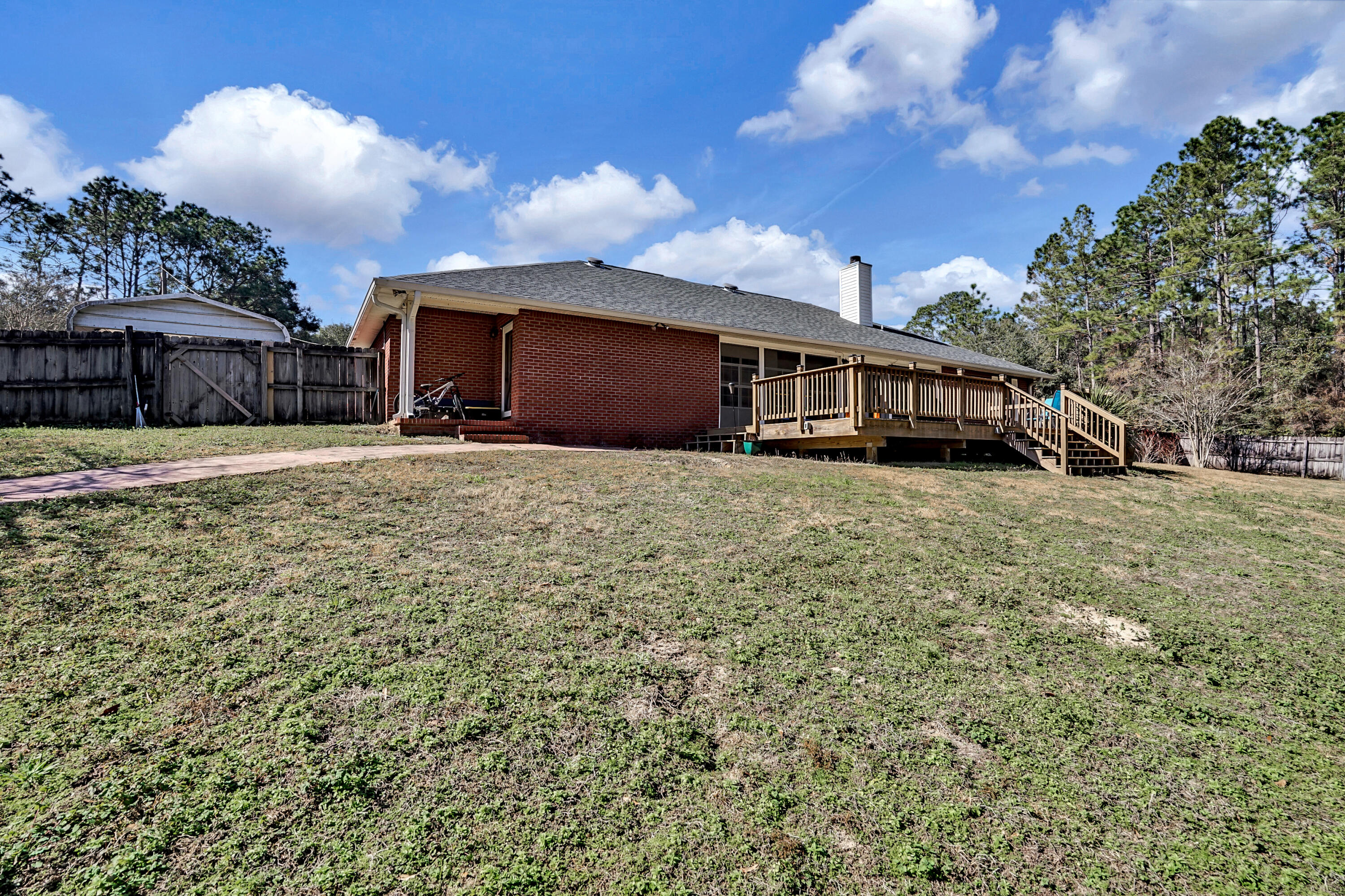 LOST CREEK - Residential