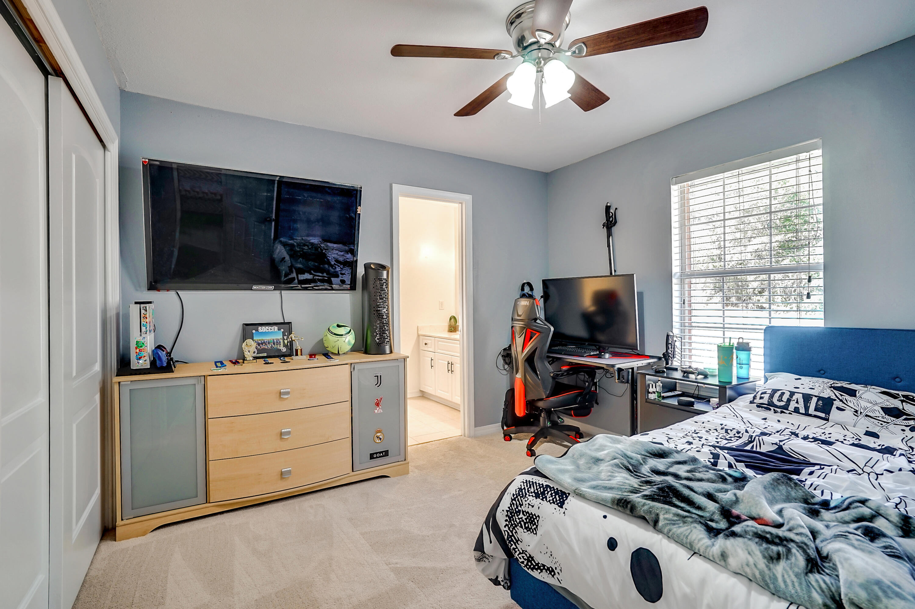 LOST CREEK - Residential