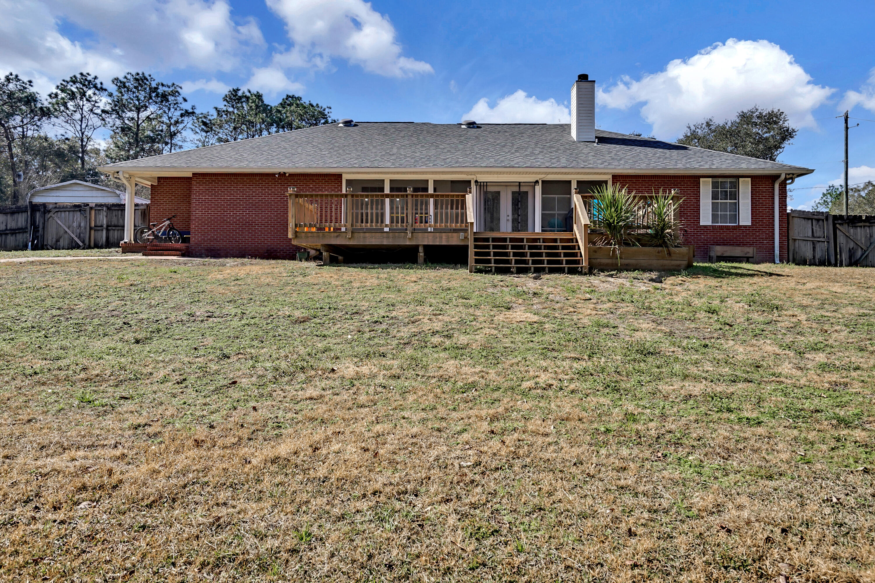 LOST CREEK - Residential