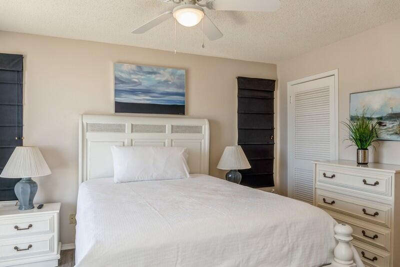 SANDPRINTS CONDO - Residential