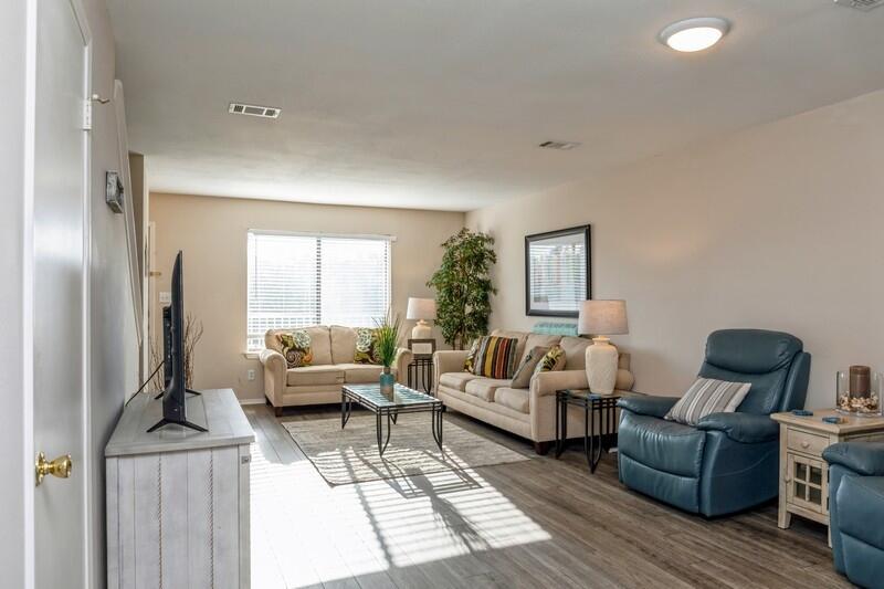 SANDPRINTS CONDO - Residential