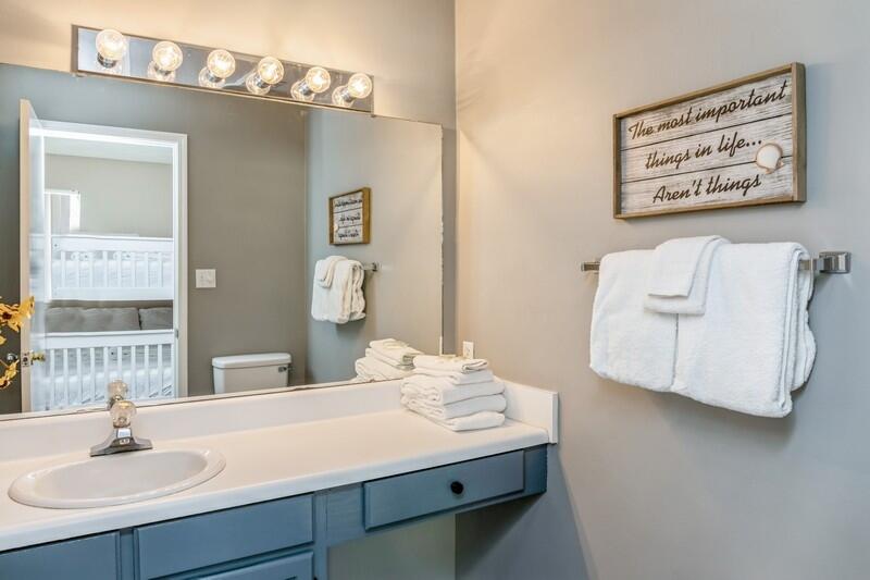 SANDPRINTS CONDO - Residential