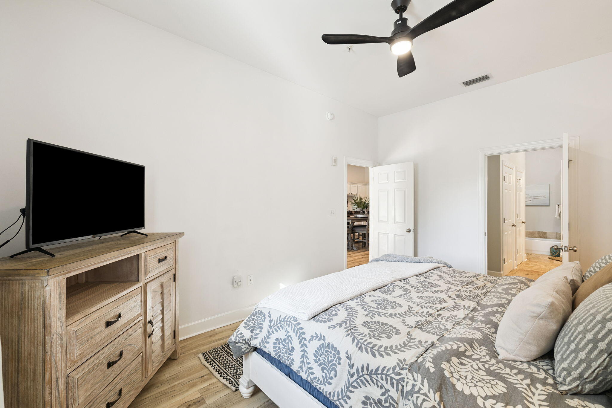 SEAGROVE HIGHLANDS - Residential