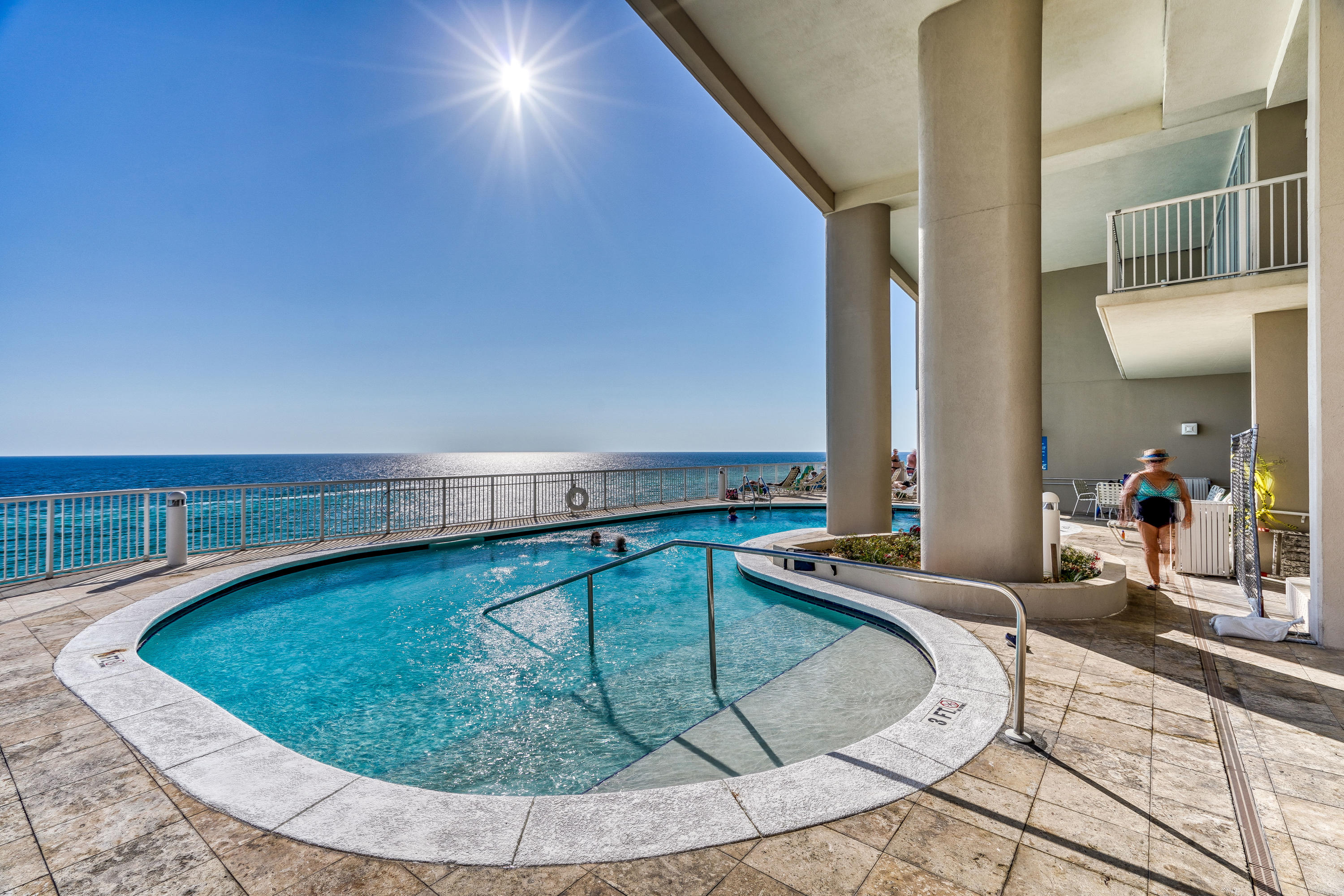 PALAZZO CONDOMINIUM - Residential