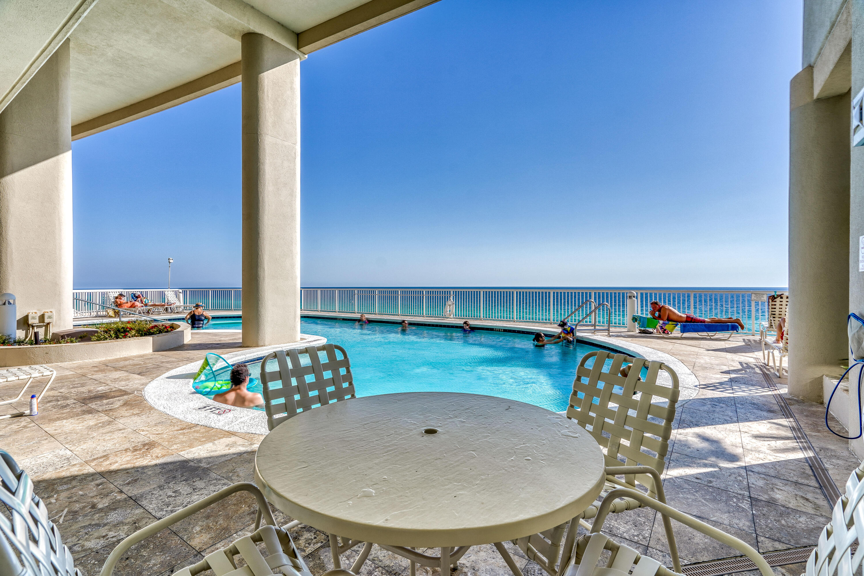 PALAZZO CONDOMINIUM - Residential