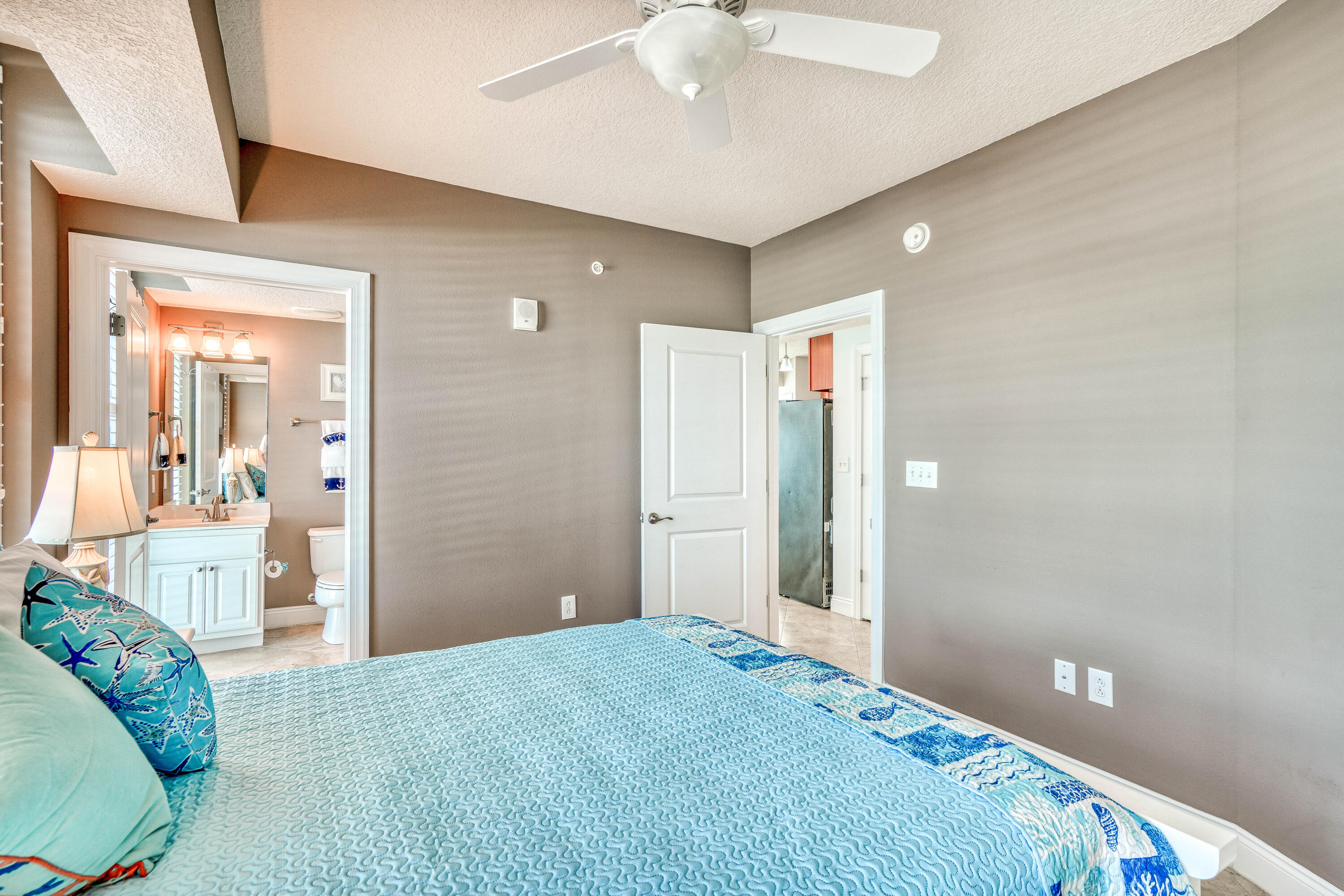 PALAZZO CONDOMINIUM - Residential