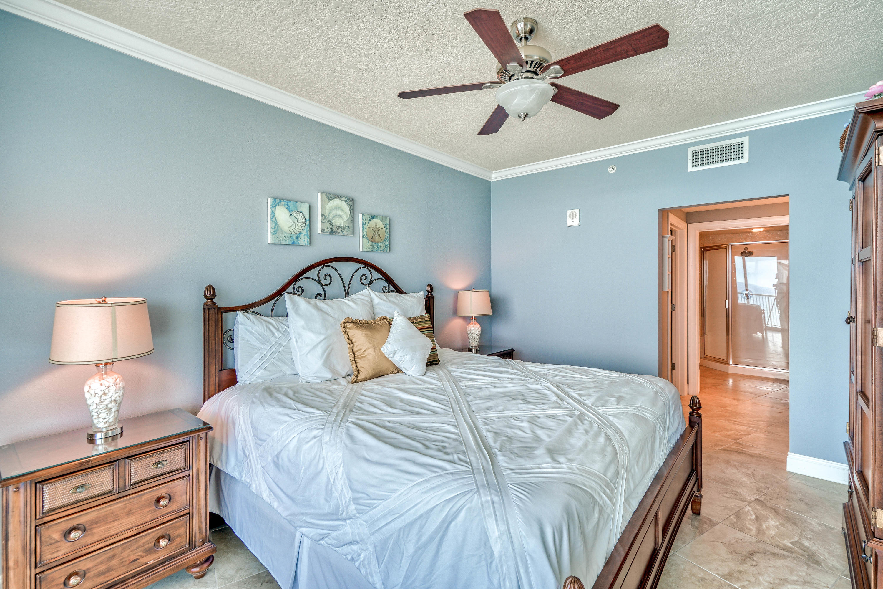 PALAZZO CONDOMINIUM - Residential