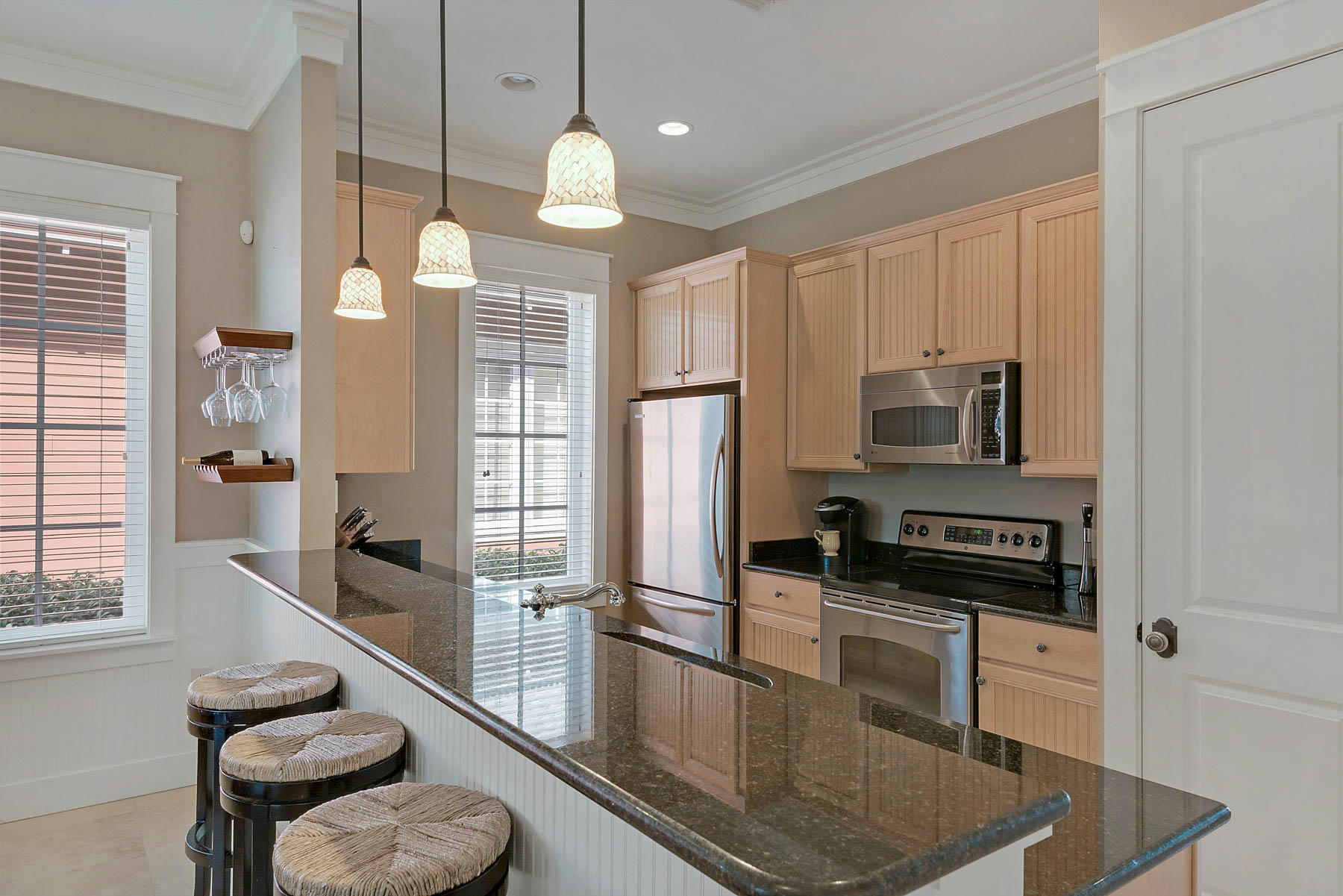 BUNGALOS AT SANDESTIN - Residential