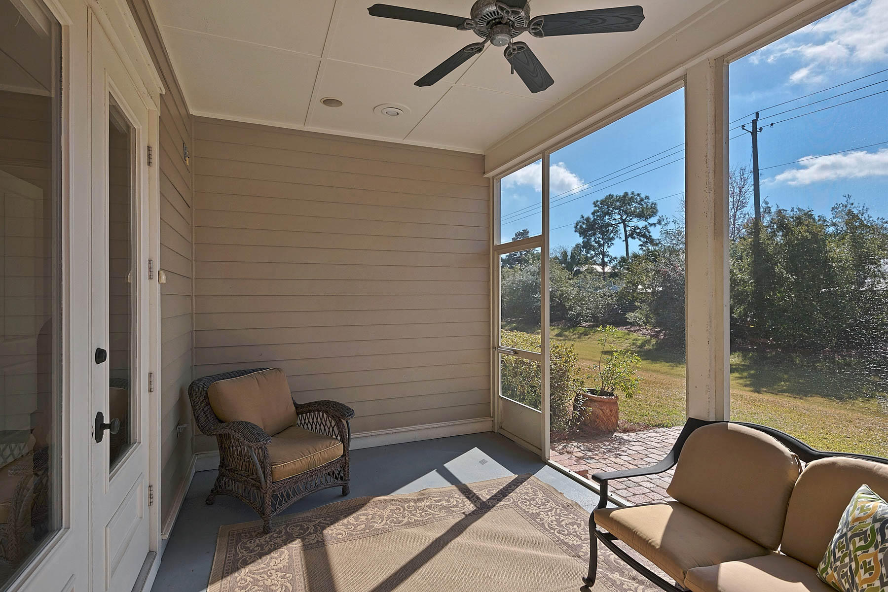 BUNGALOS AT SANDESTIN - Residential