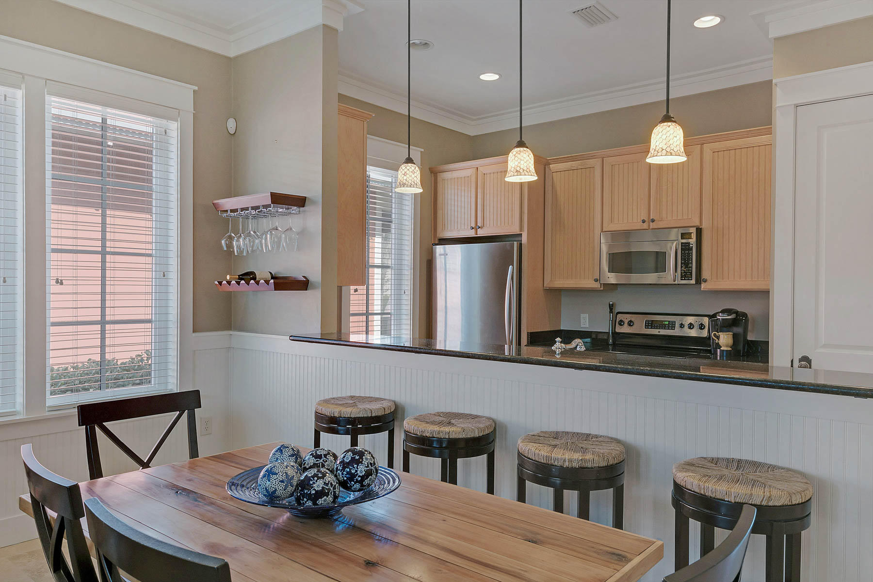 BUNGALOS AT SANDESTIN - Residential