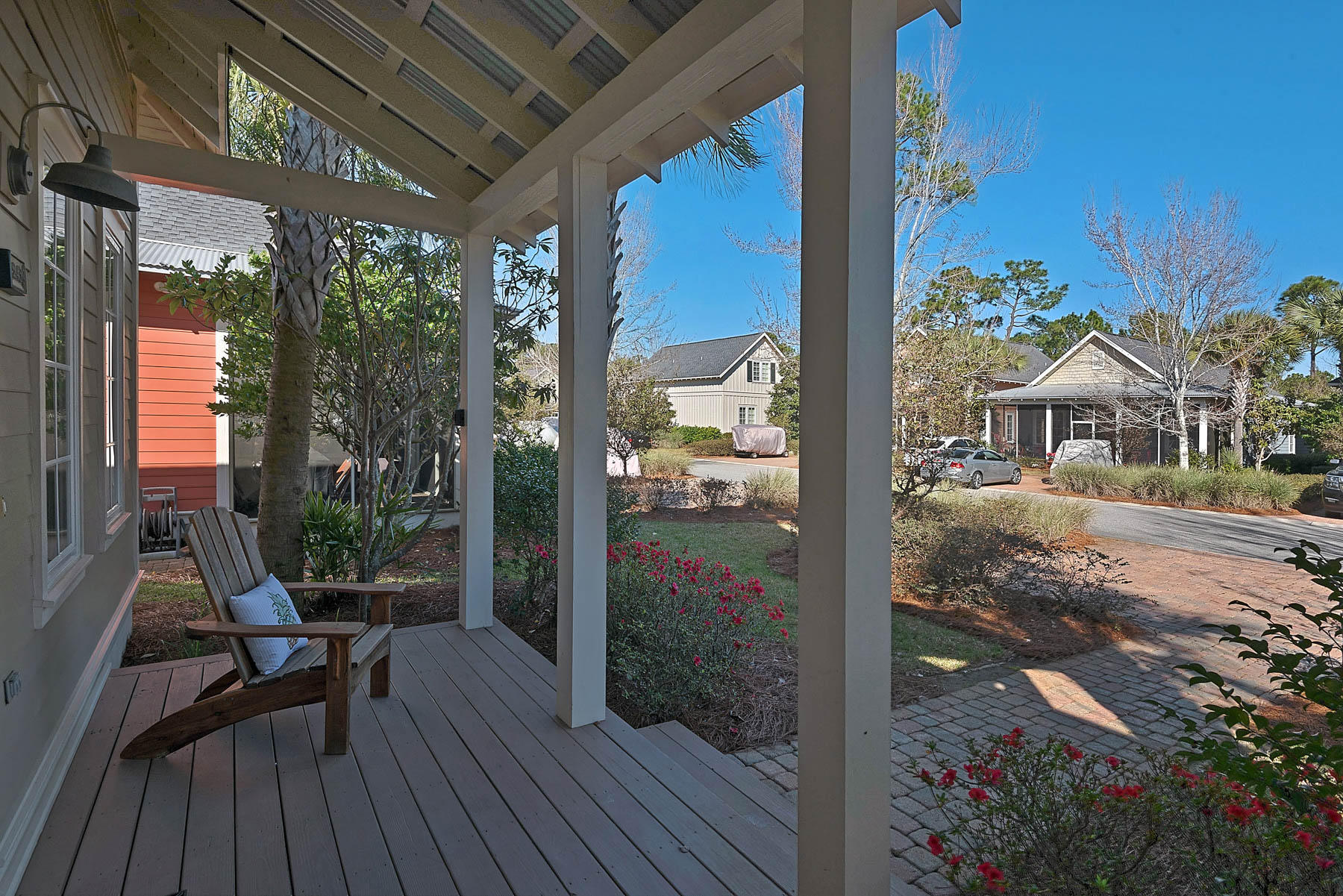 BUNGALOS AT SANDESTIN - Residential