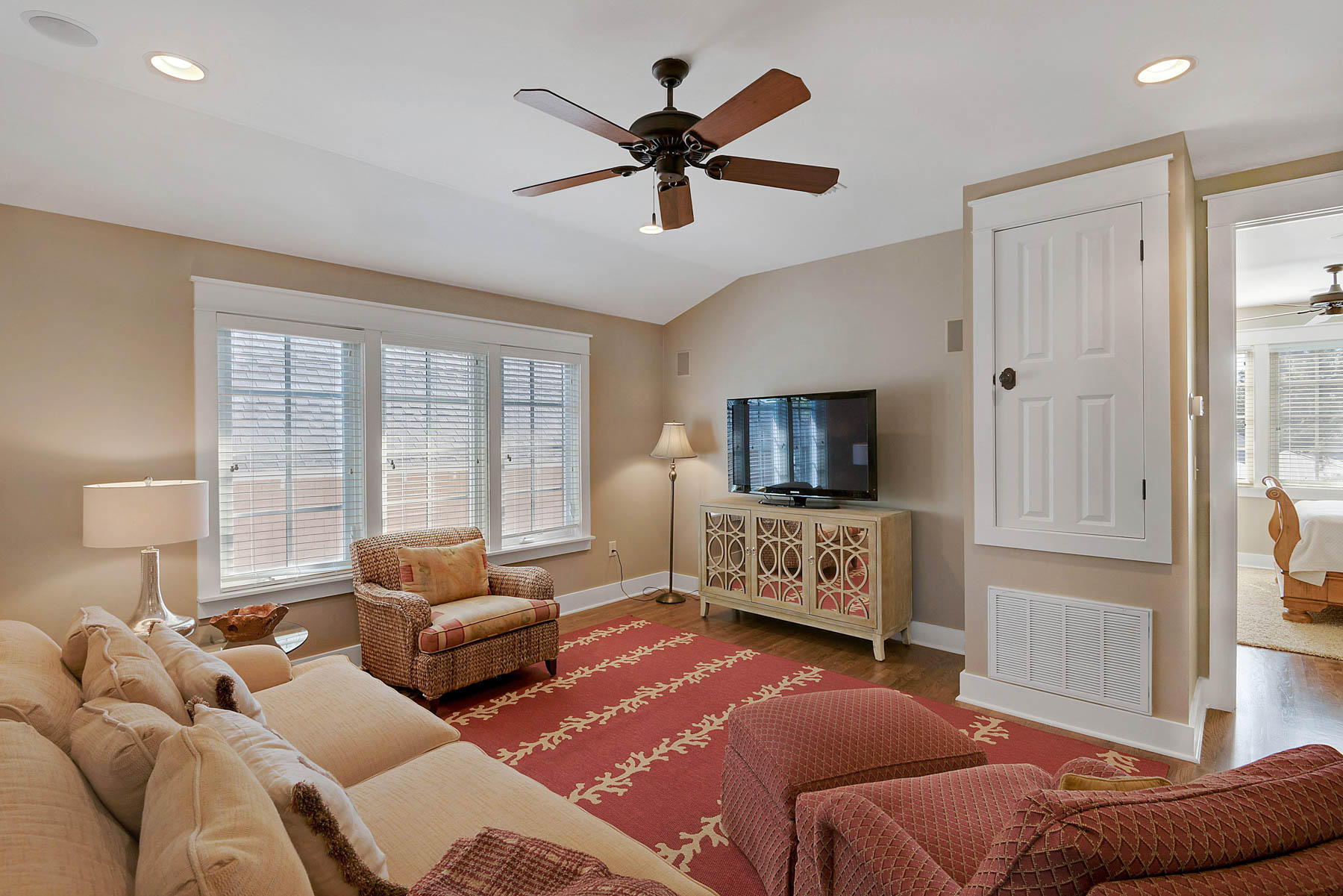 BUNGALOS AT SANDESTIN - Residential