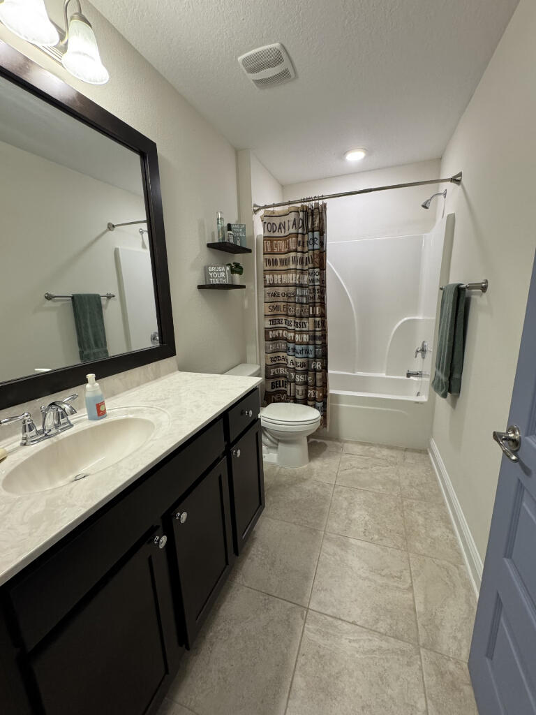 NATURE LAKE PH 1 LOT 52 - Residential