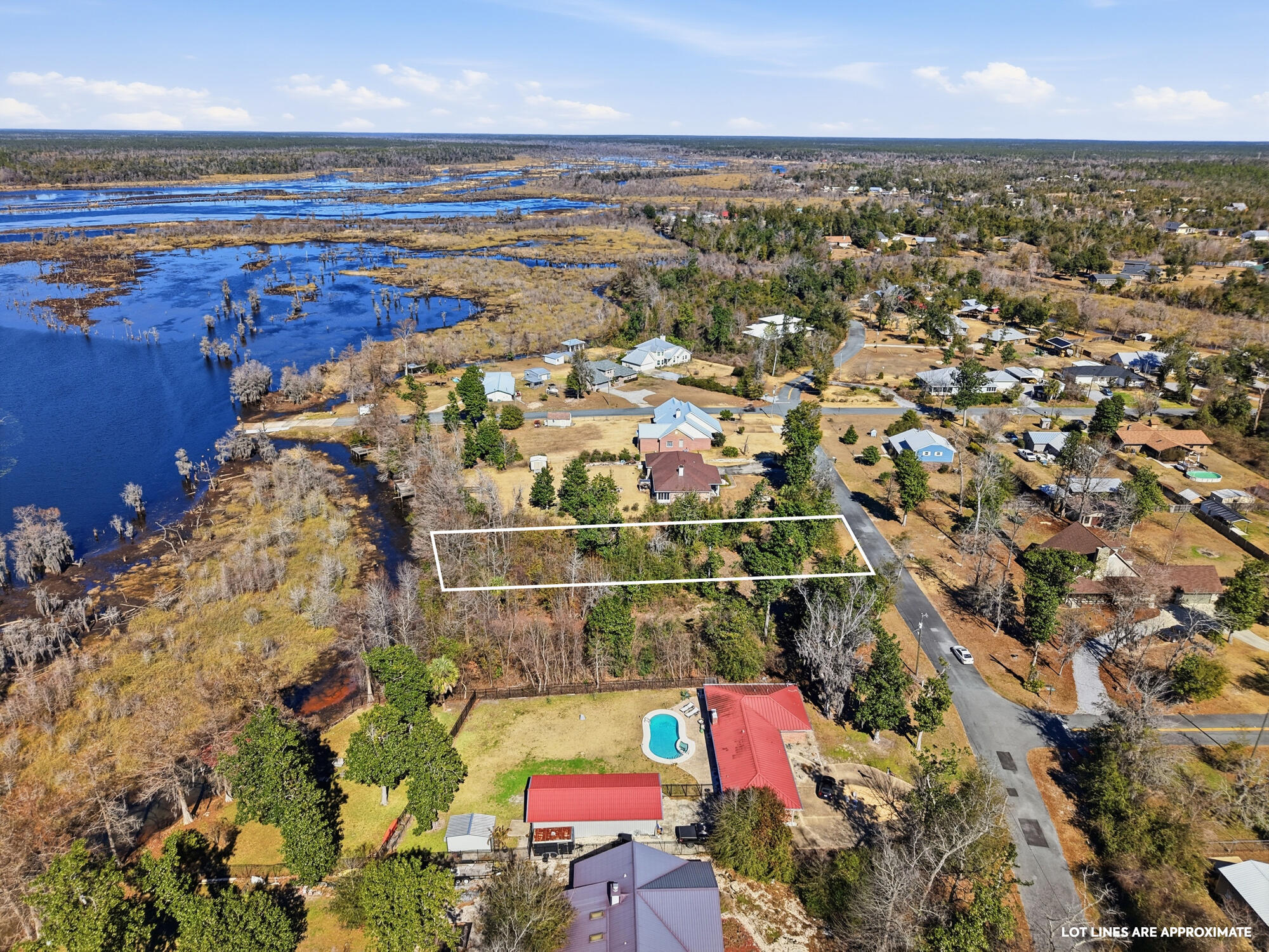 LAKE FOREST ESTATES - Land