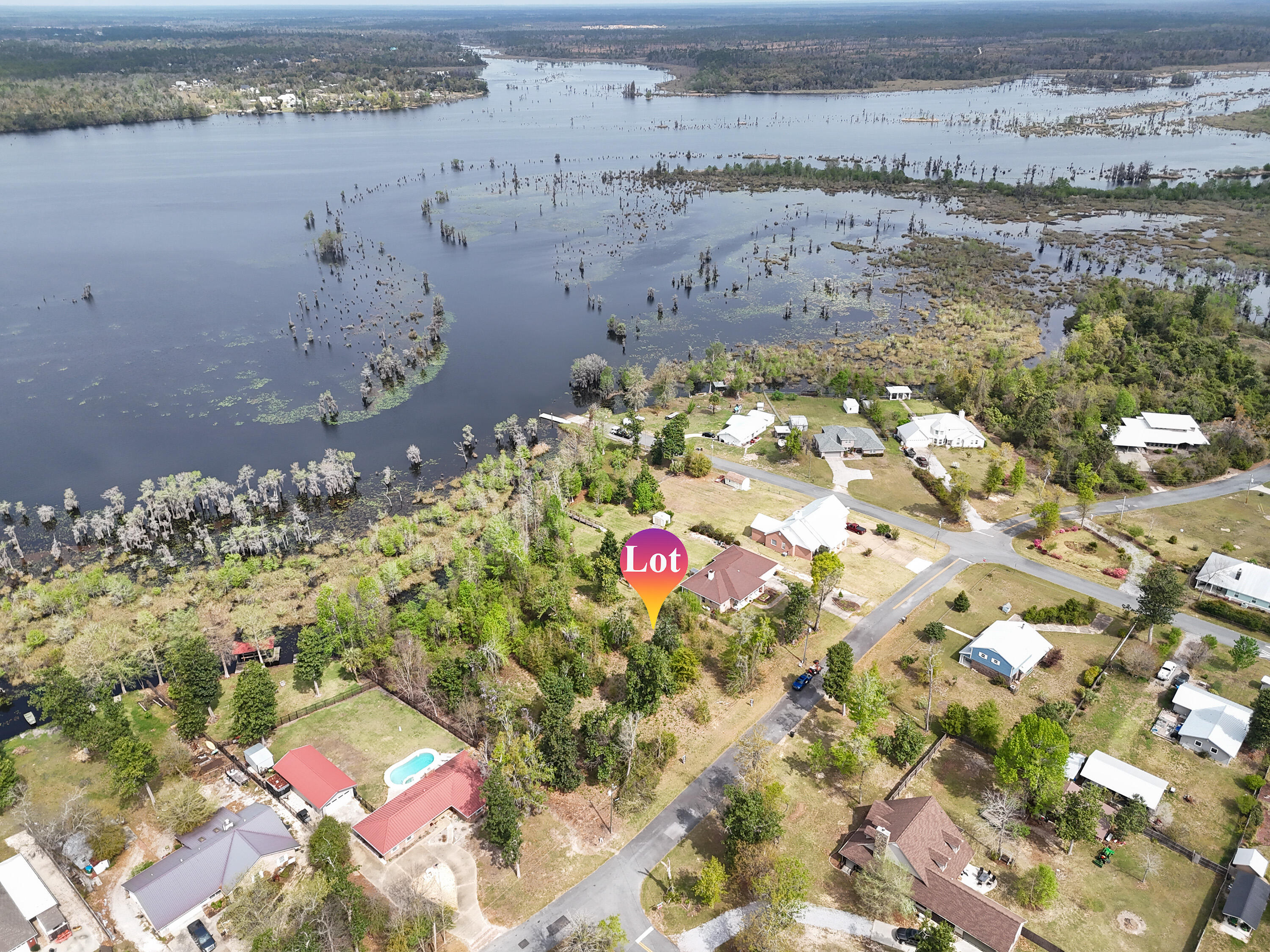 LAKE FOREST ESTATES - Land