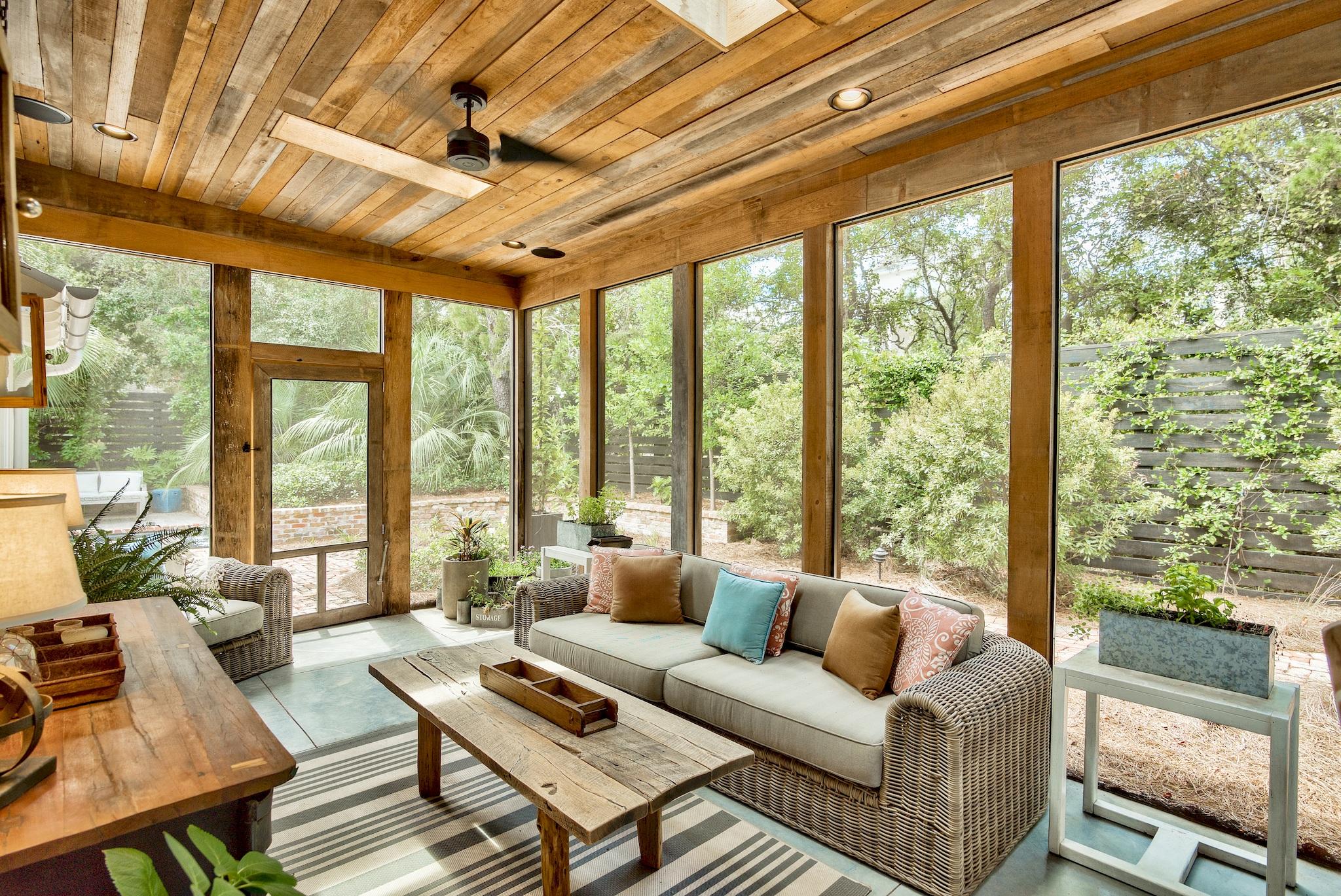 GULF LAKE BEACHES ESTATES - Residential