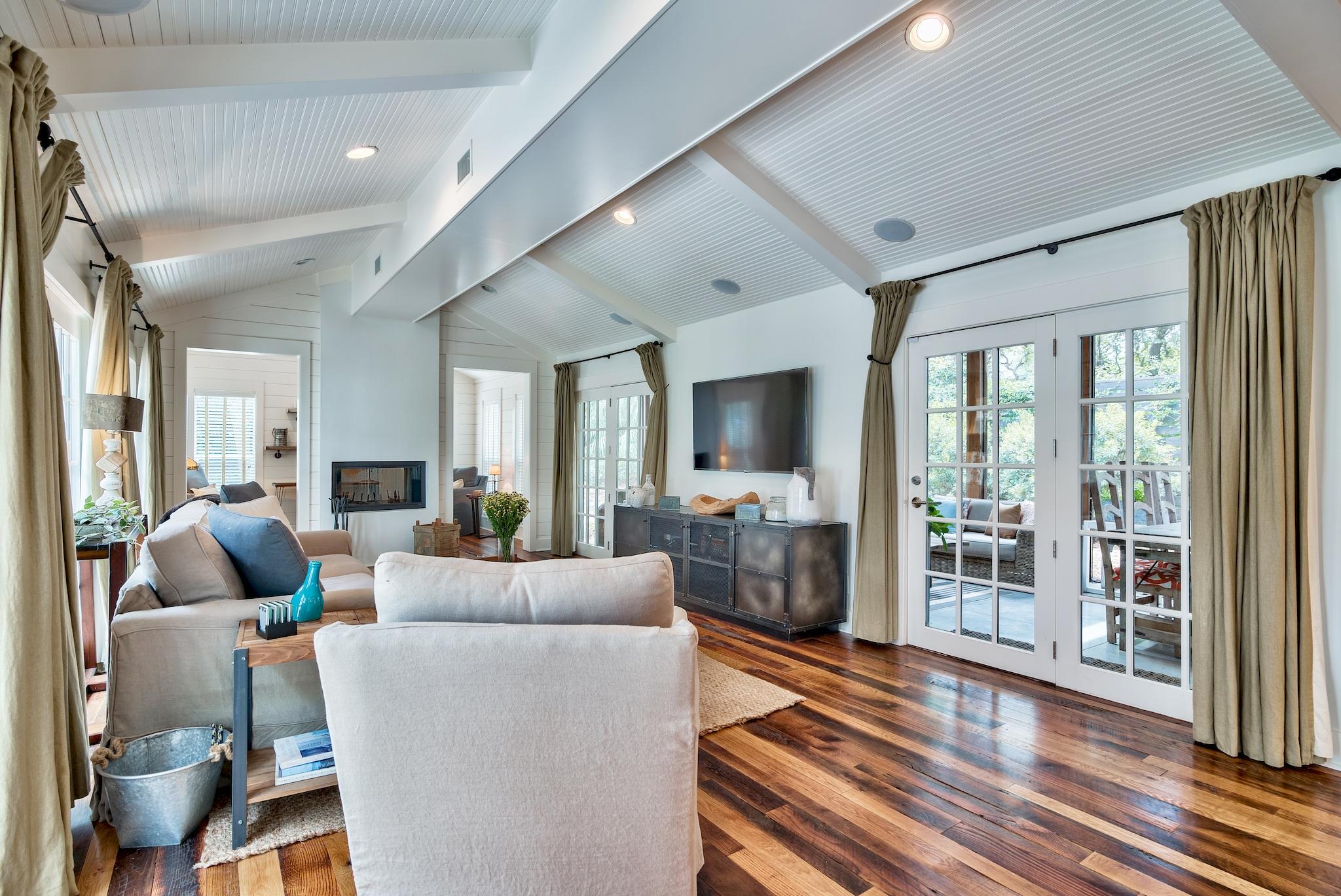 GULF LAKE BEACHES ESTATES - Residential