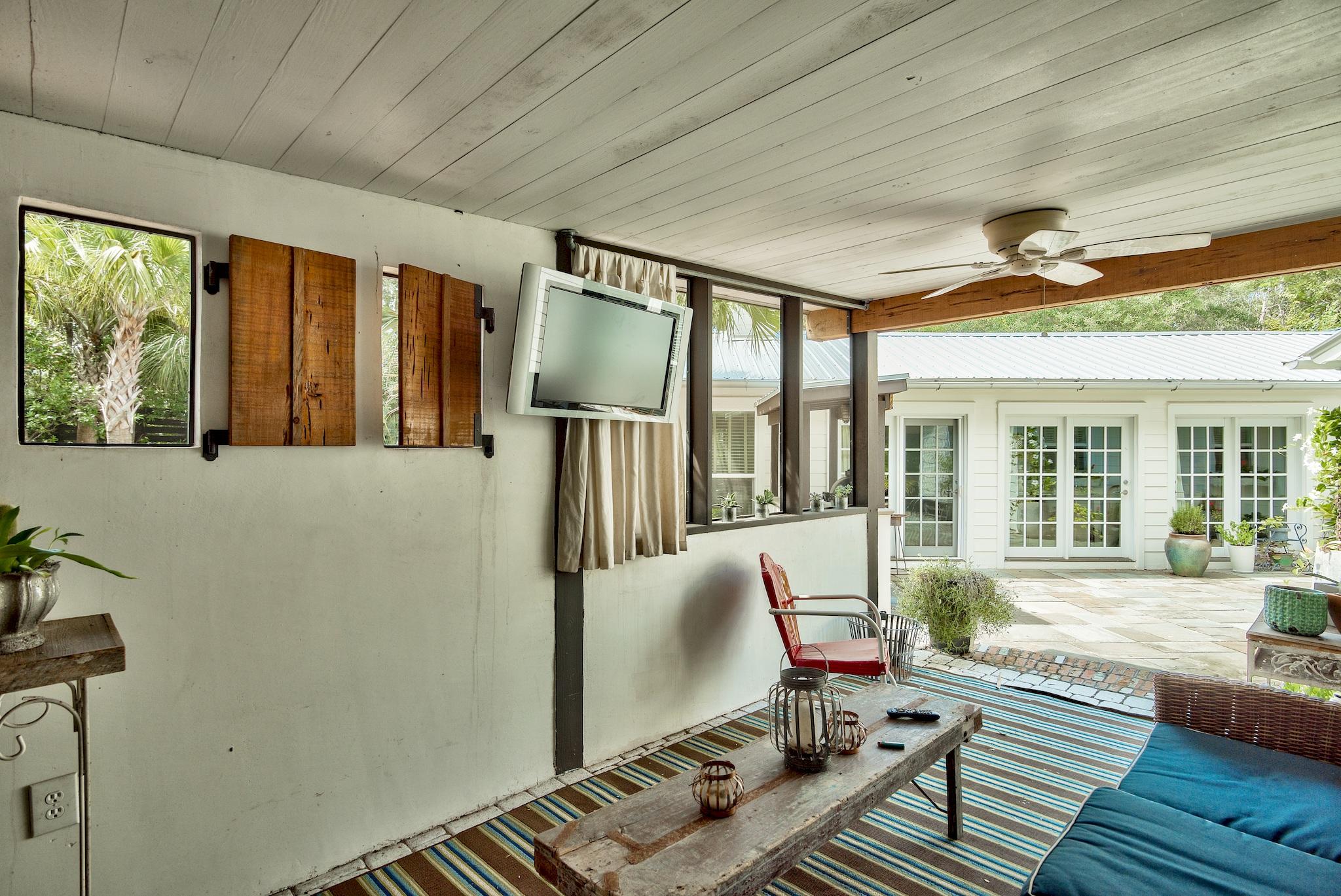 GULF LAKE BEACHES ESTATES - Residential