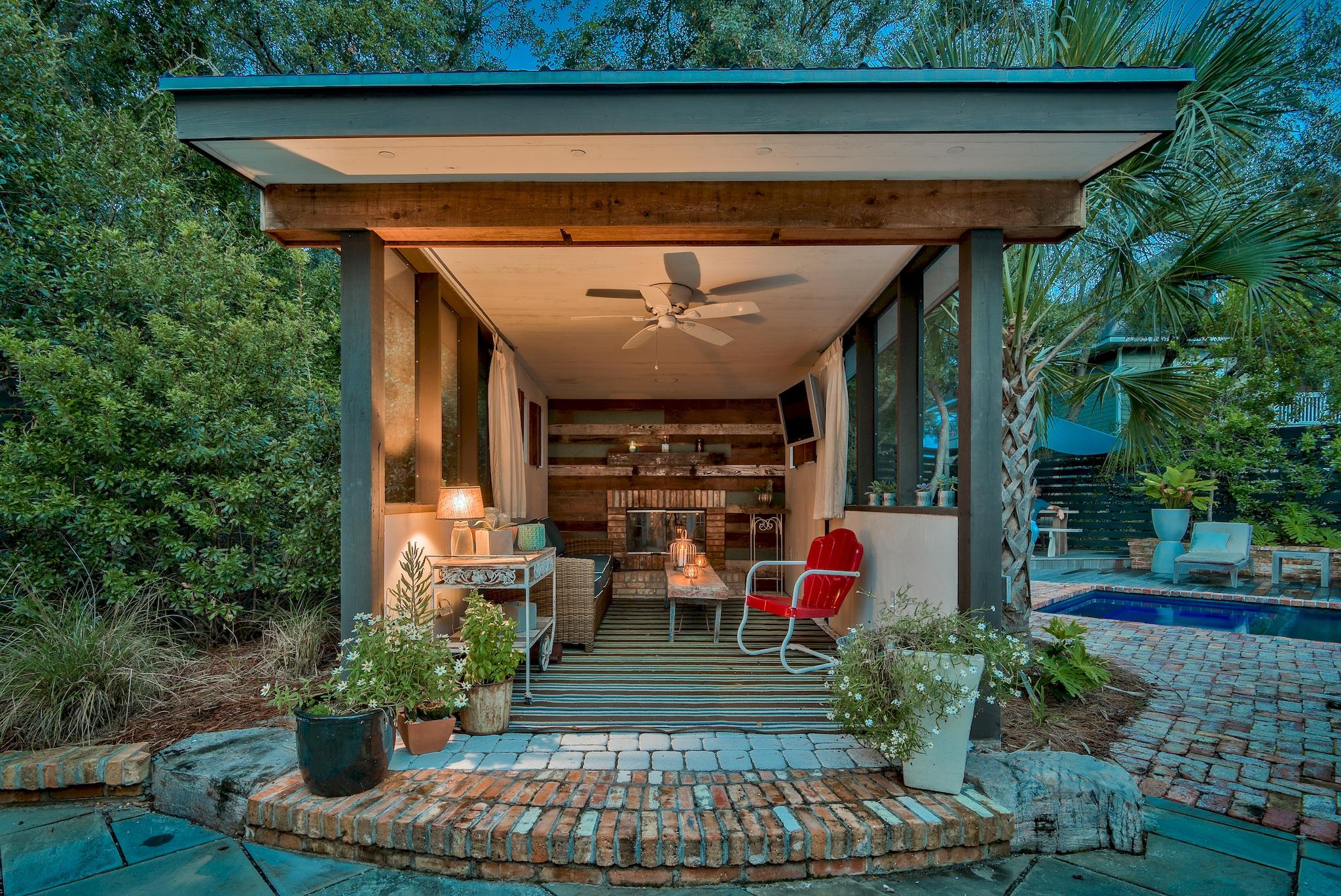 GULF LAKE BEACHES ESTATES - Residential