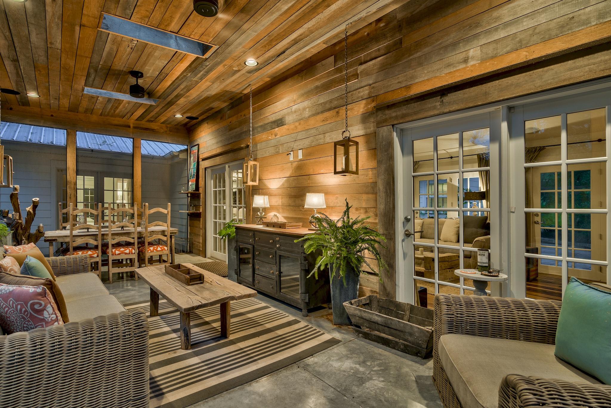 GULF LAKE BEACHES ESTATES - Residential