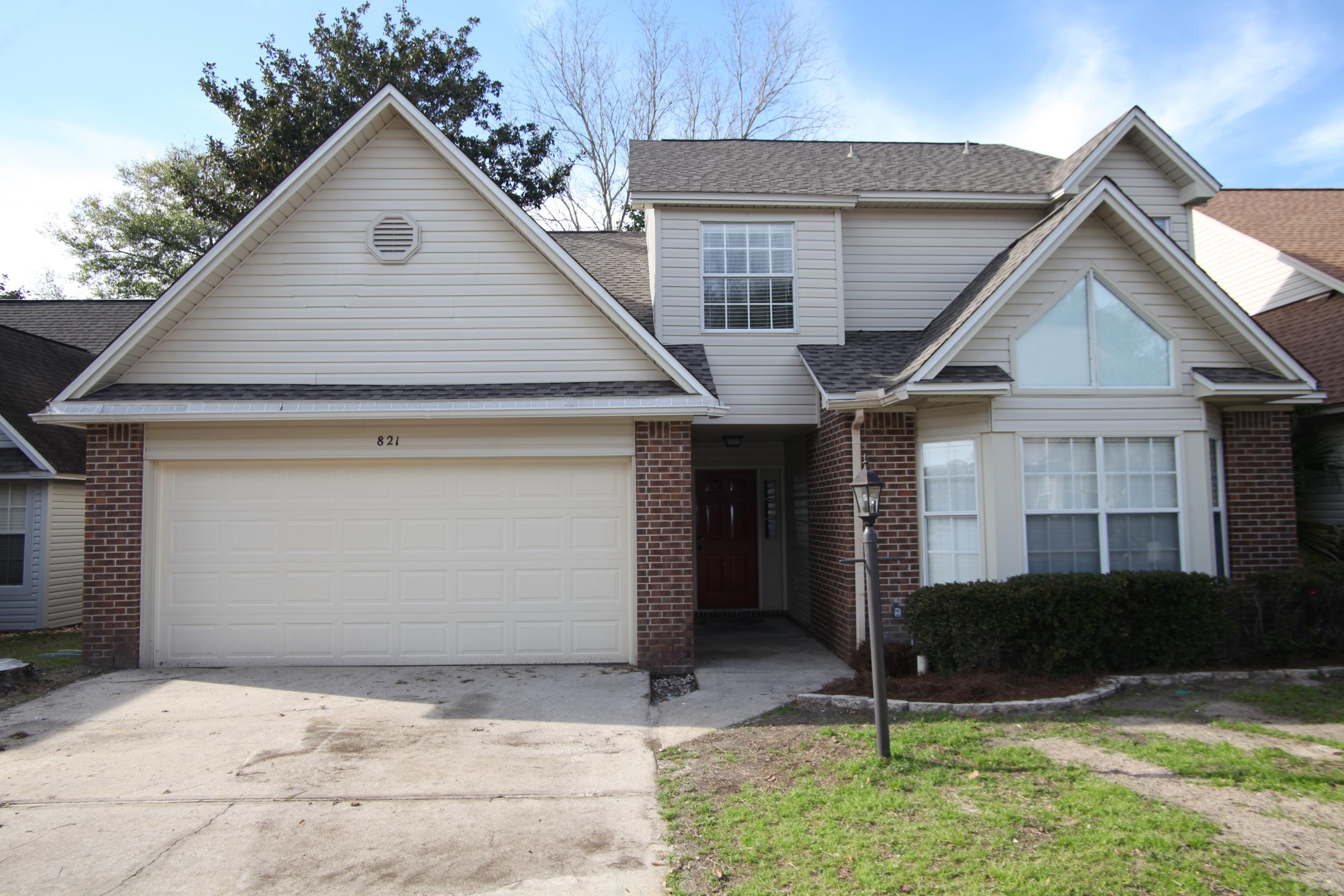 FAIRWAY LAKES PH 1 - Residential