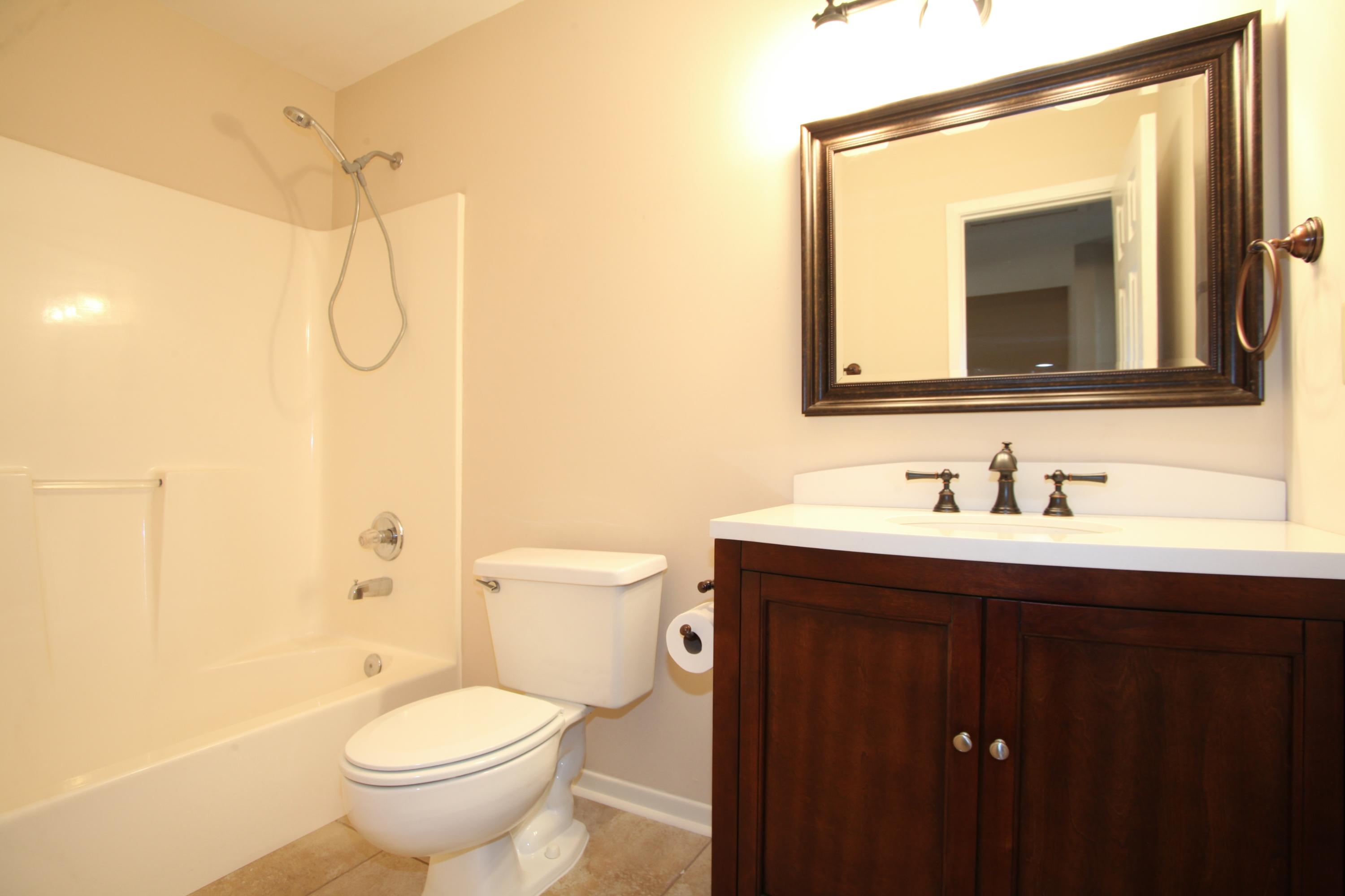 FAIRWAY LAKES PH 1 - Residential