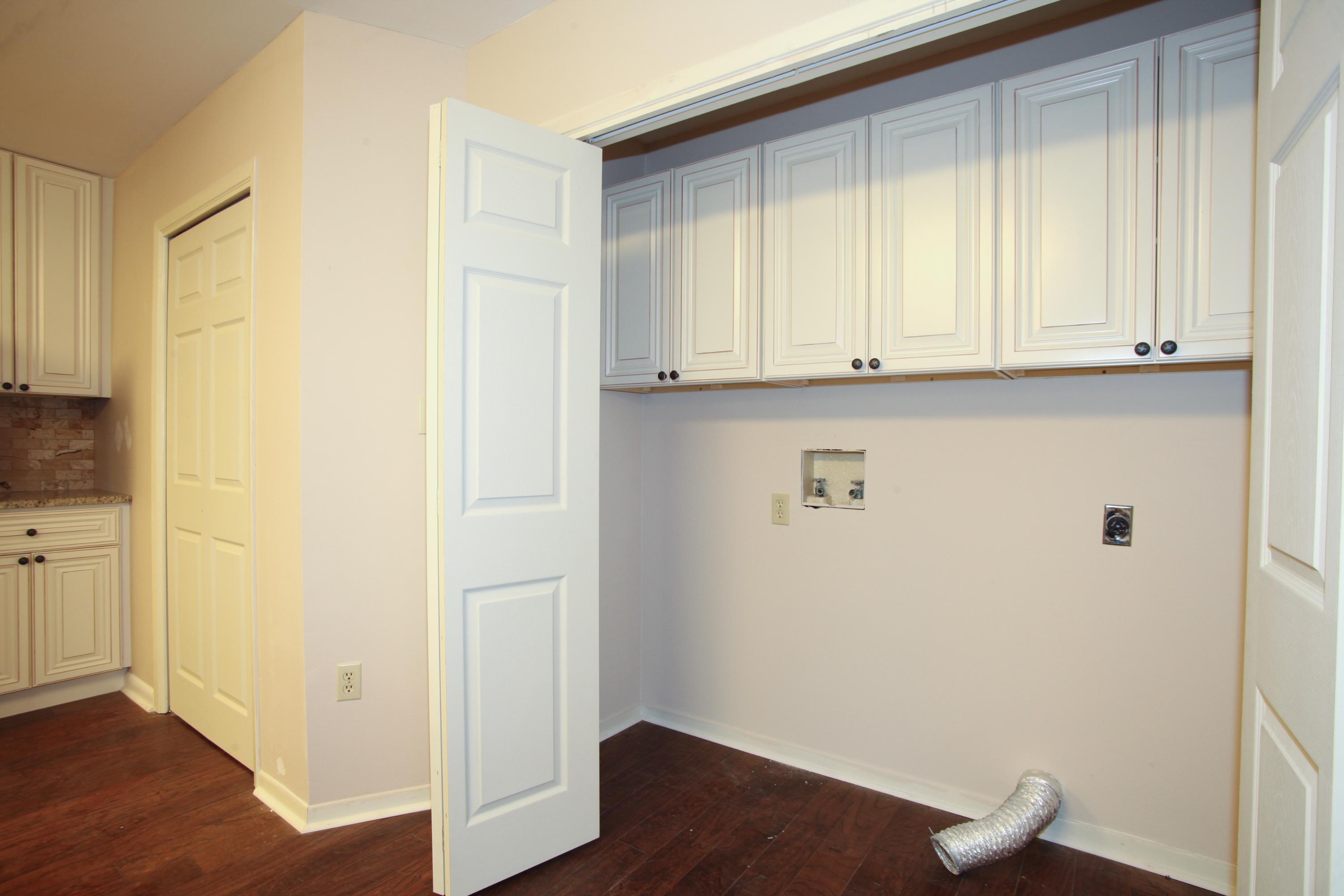 FAIRWAY LAKES PH 1 - Residential