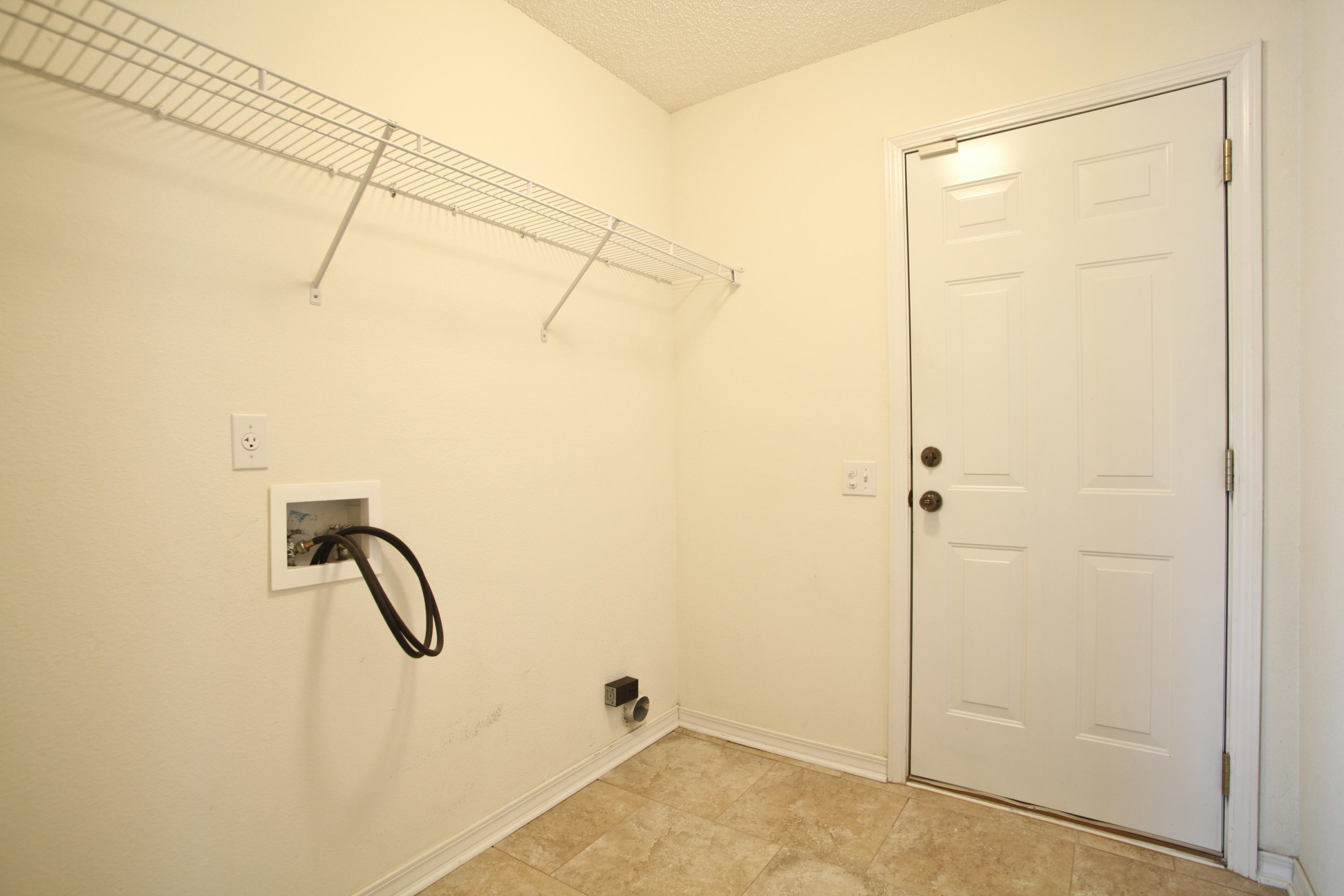 SHADOW LAKES - Residential